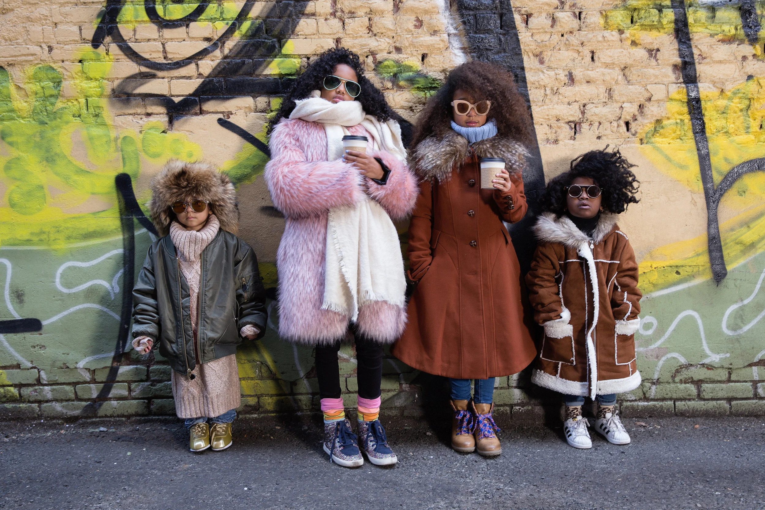 Mini fashion blogger Sparkle & her friends