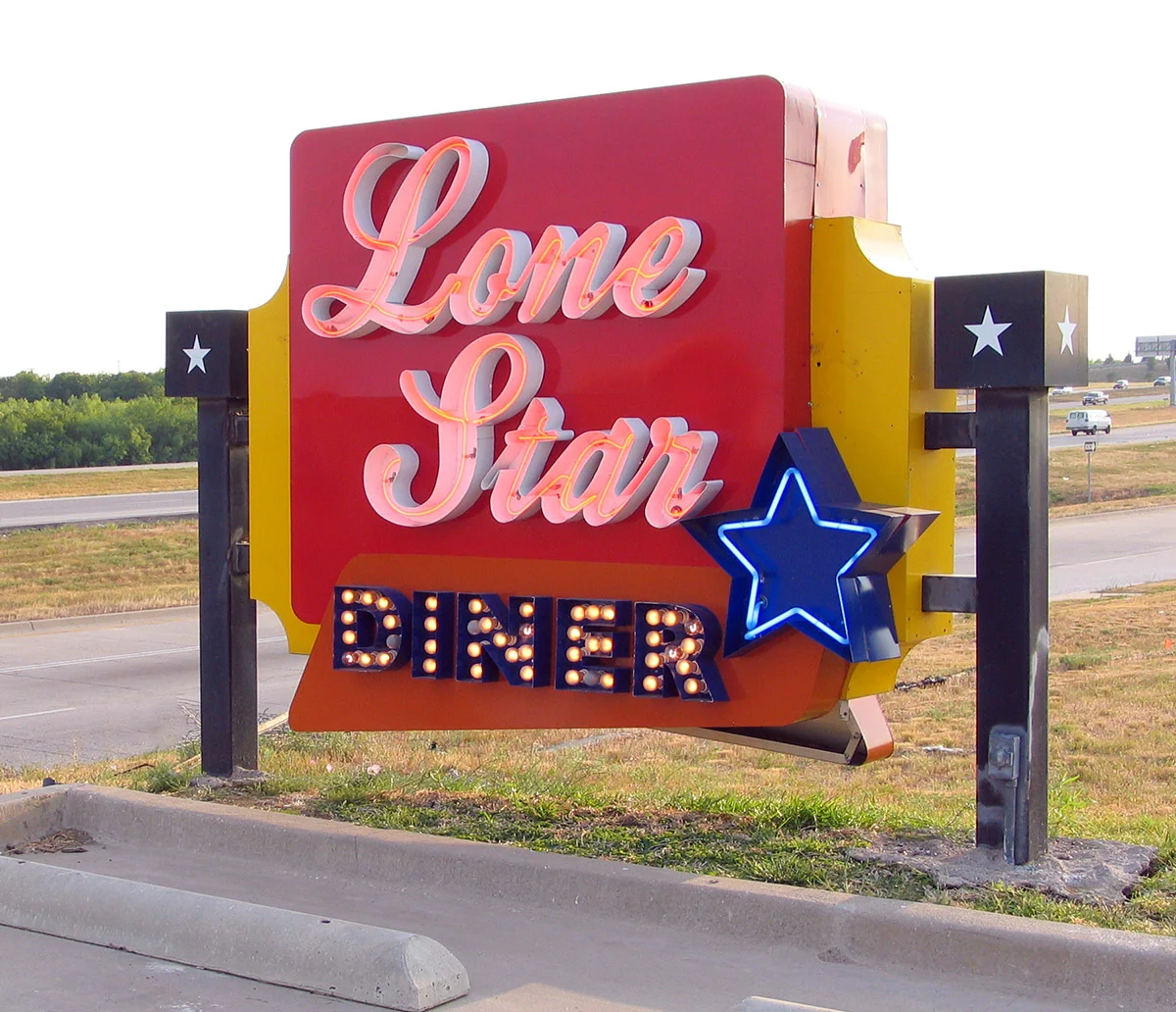 SIGNAGE LONE STAR CAFE.jpg