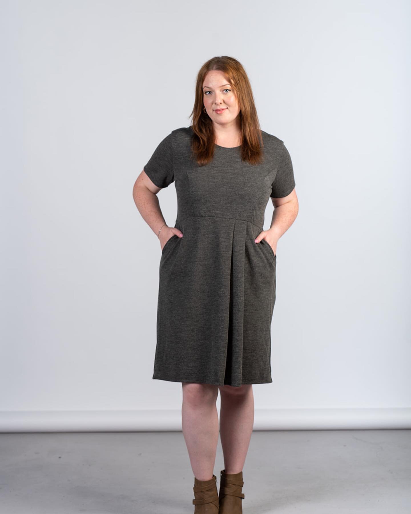 I&rsquo;m back home and ready for fall. We&rsquo;ve recut 2 popular styles from past seasons. I had fabric left so why not 🤷🏻&zwj;♀️ and we&rsquo;ve had a ton of folks looking for back to office clothing.

First up is the Robin dress. Available in 