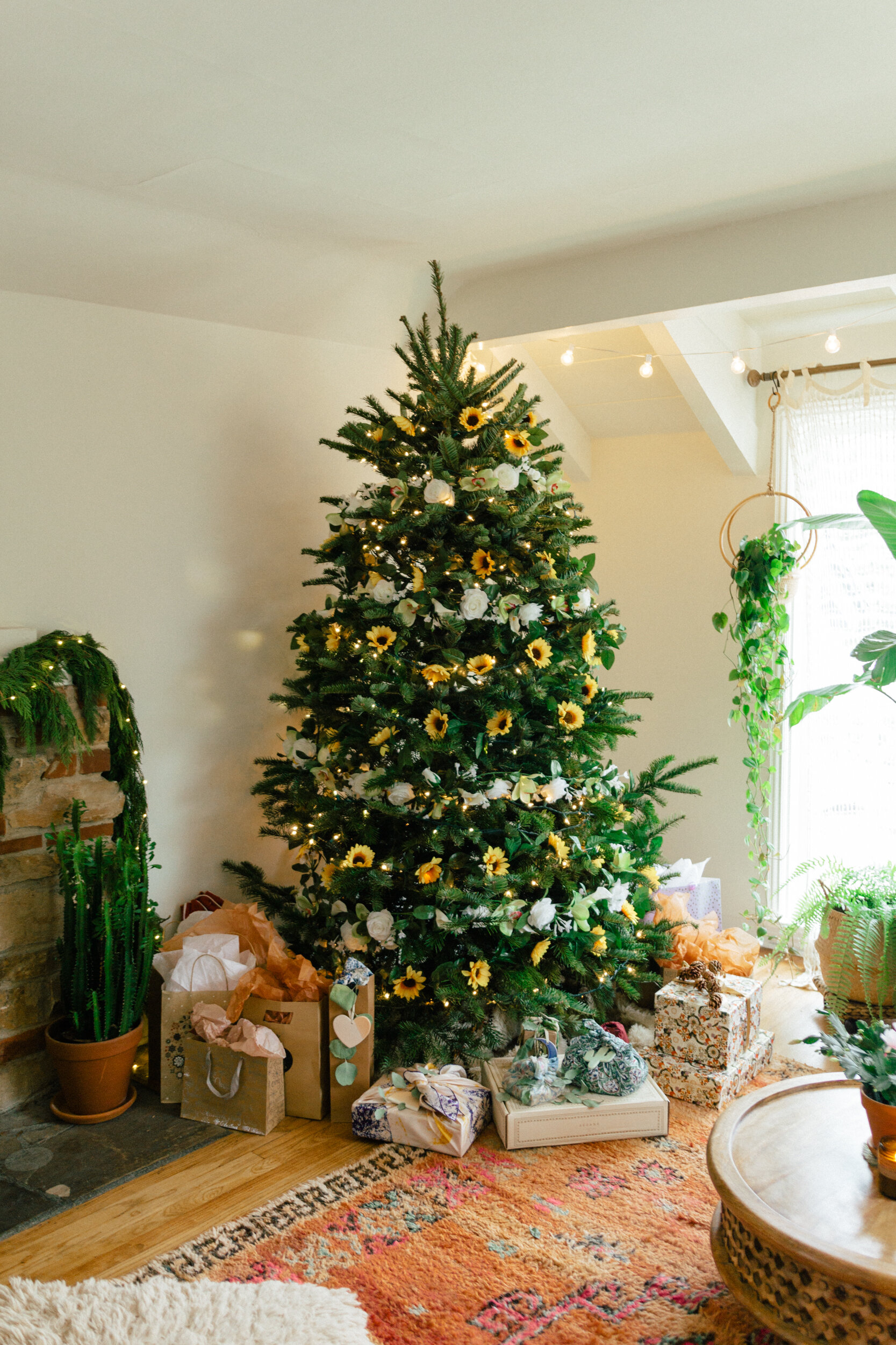 Sunflower Christmas Tree 