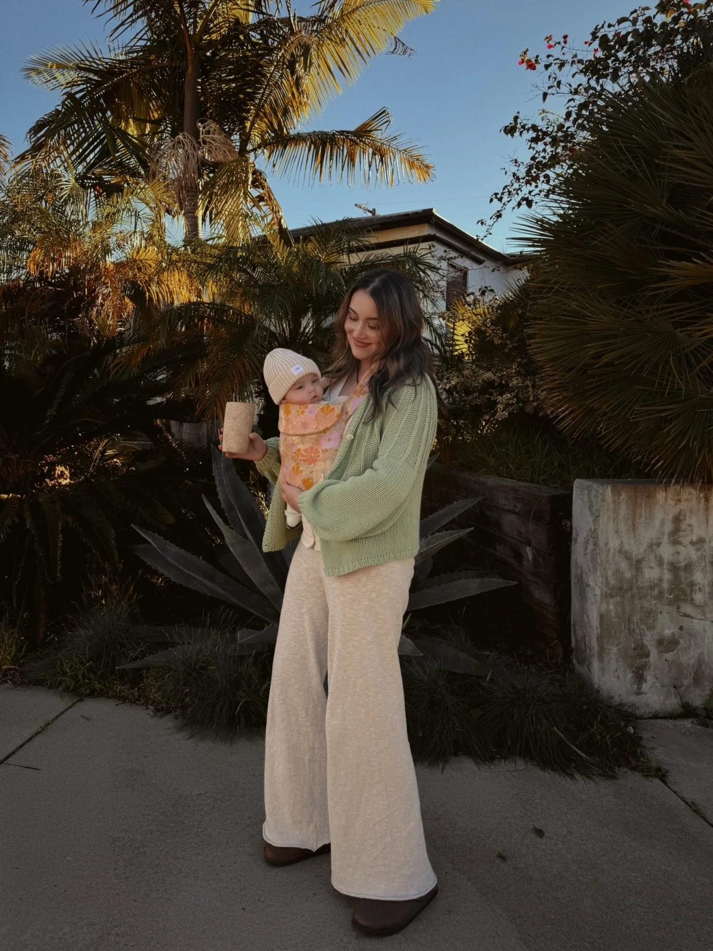 showing her the neighborhood plants + fuzzy friends!