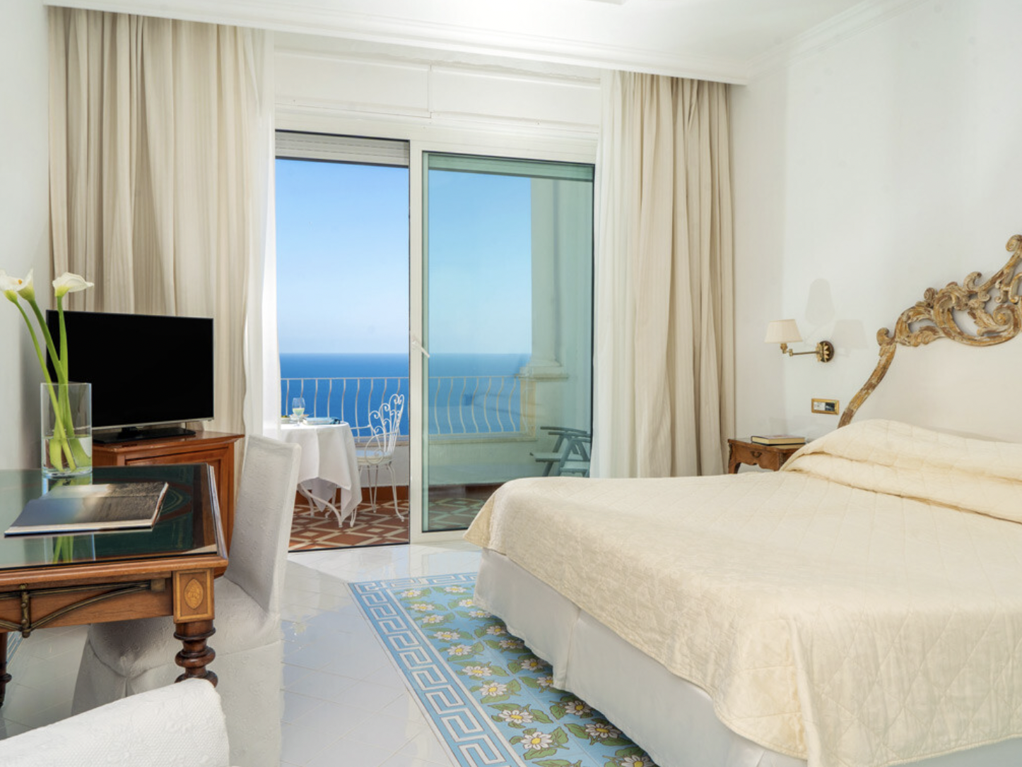 Grand Hotel Quisisana | Capri | Italy | Interior | Bedroom.png