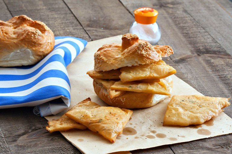 Pane con Panelle - Food - Sicily - Italy.jpg