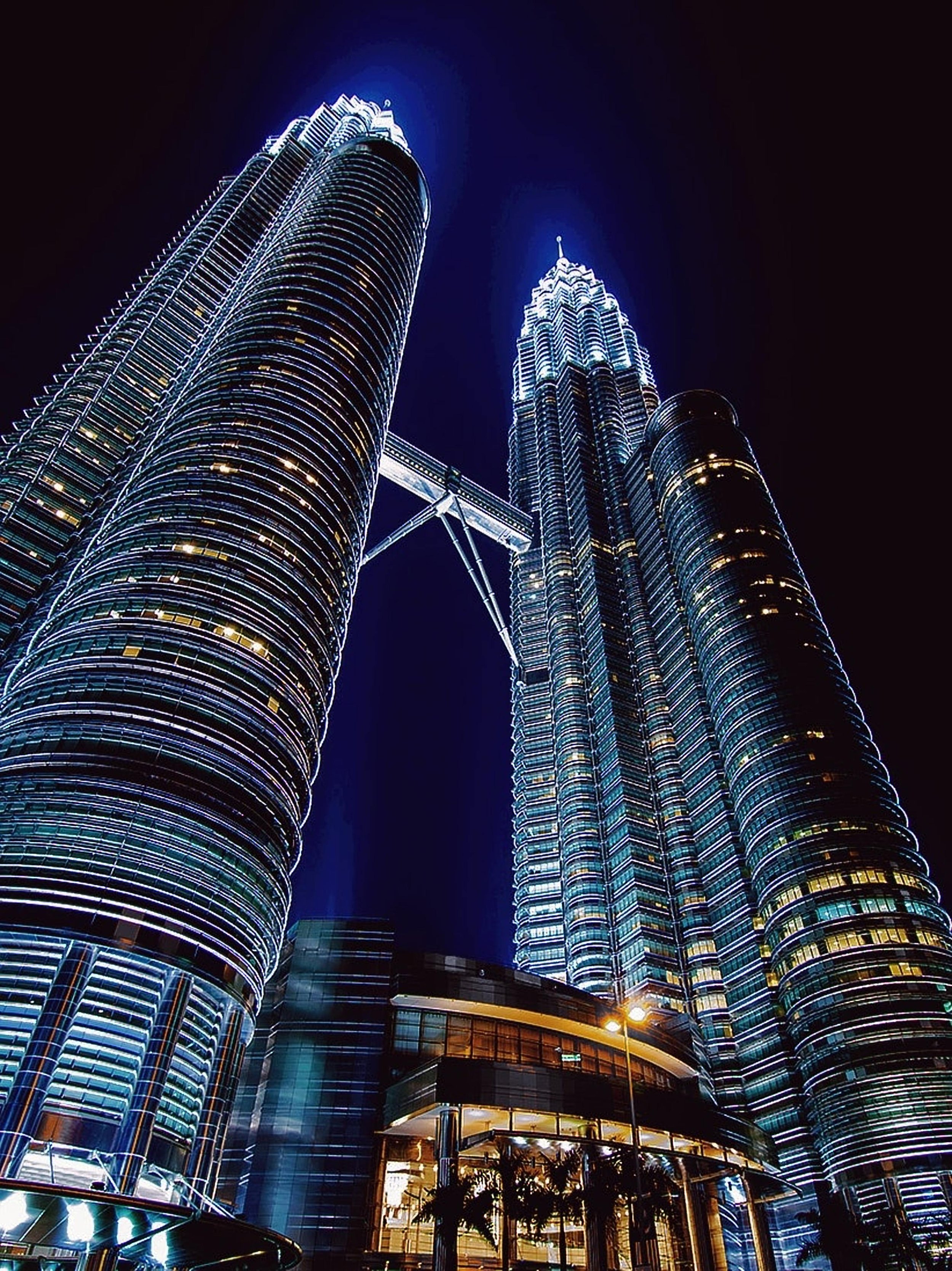 Petronas Twin Towers | Kuala Lumpur | Malaysia | Night | Party | Travel | May.jpg