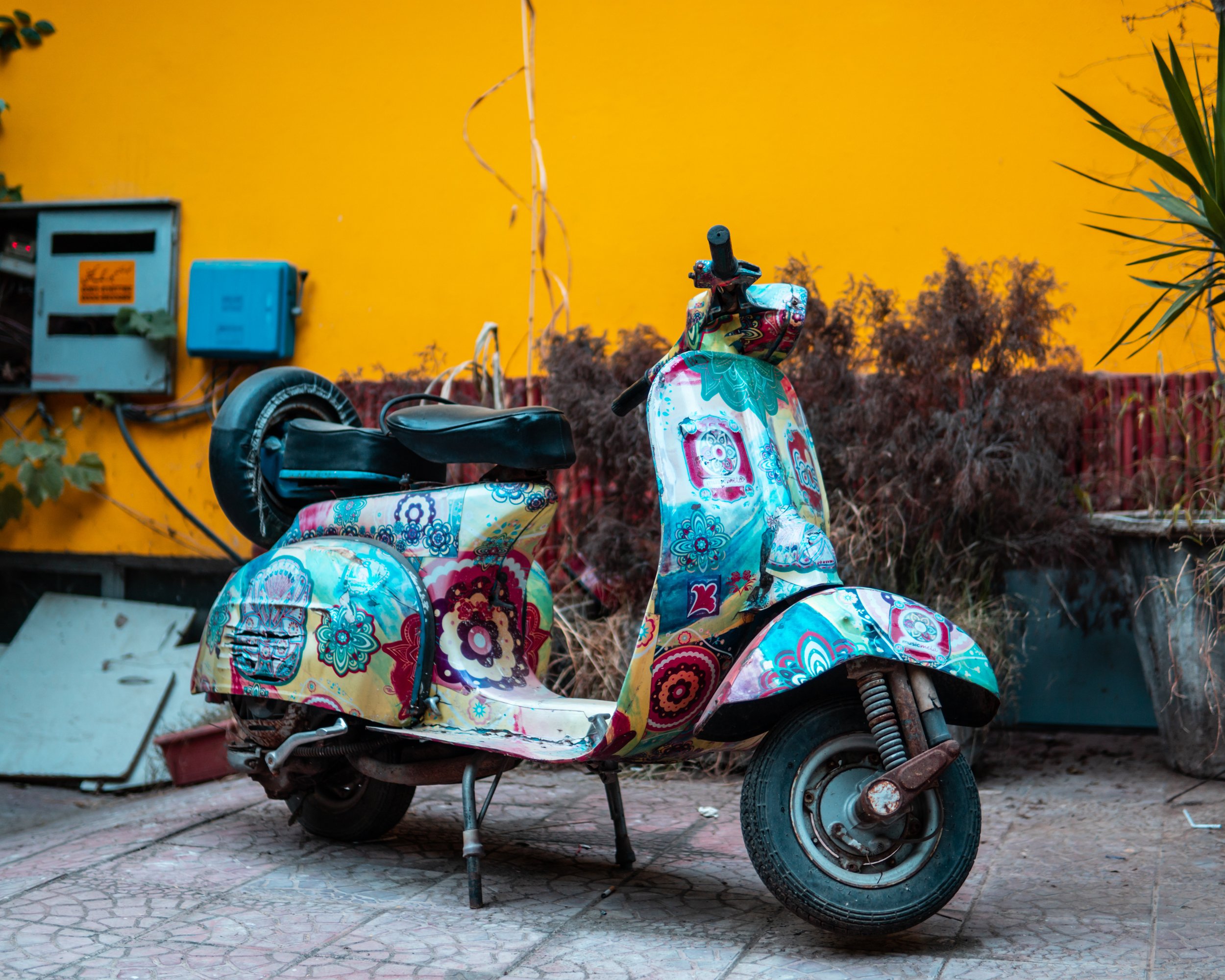 Moped | Mykonos | Greece | Travel.jpeg