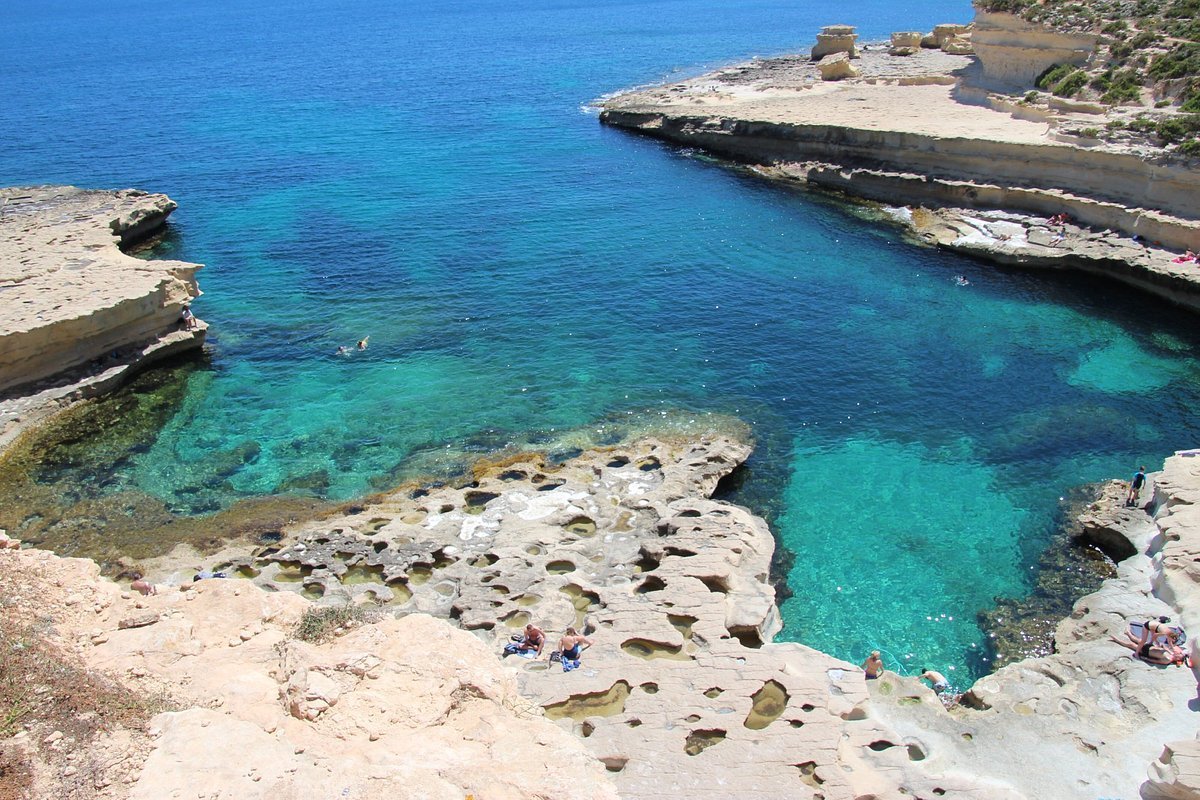 Peter's Bay | Malta | Rocky Beach.jpeg