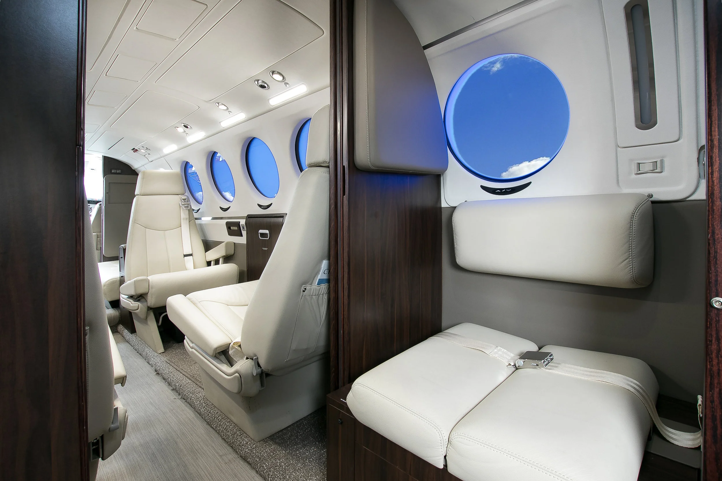 king air 200