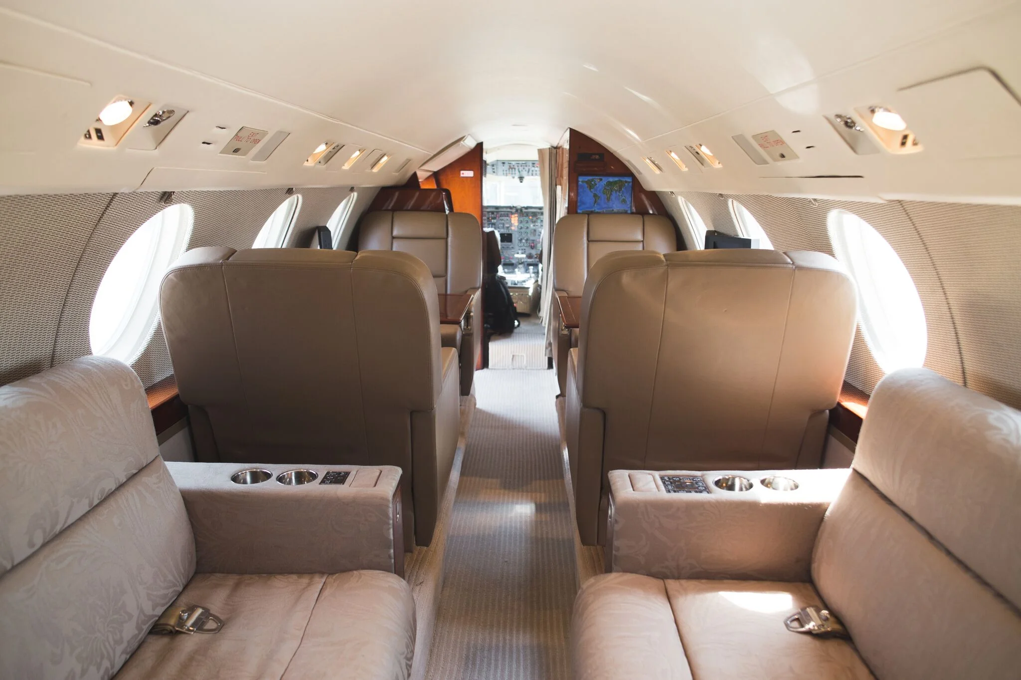 485FW Interior.jpg