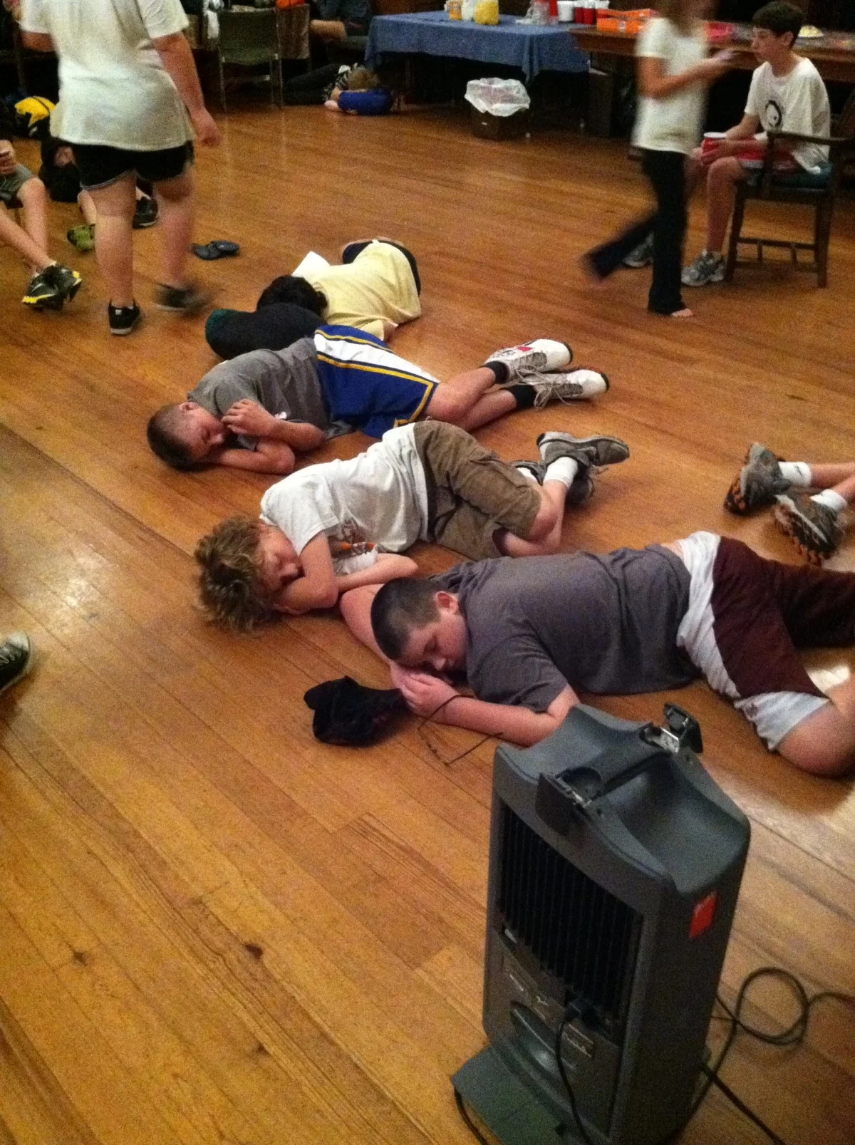 youth group lock-in 037.jpg