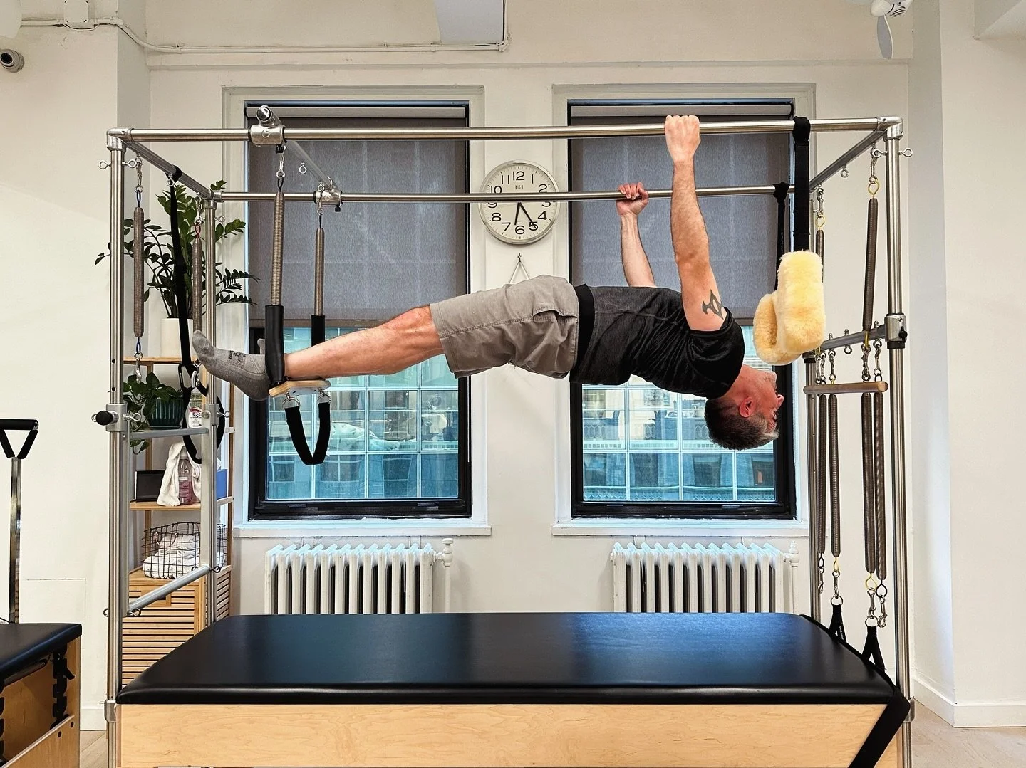 Stay cool and keep fit! Book a session with me in an air-conditioned studio and avoid the summer heat 🥵. Link in bio for more information! #summerpilates #itstoohotoutside #