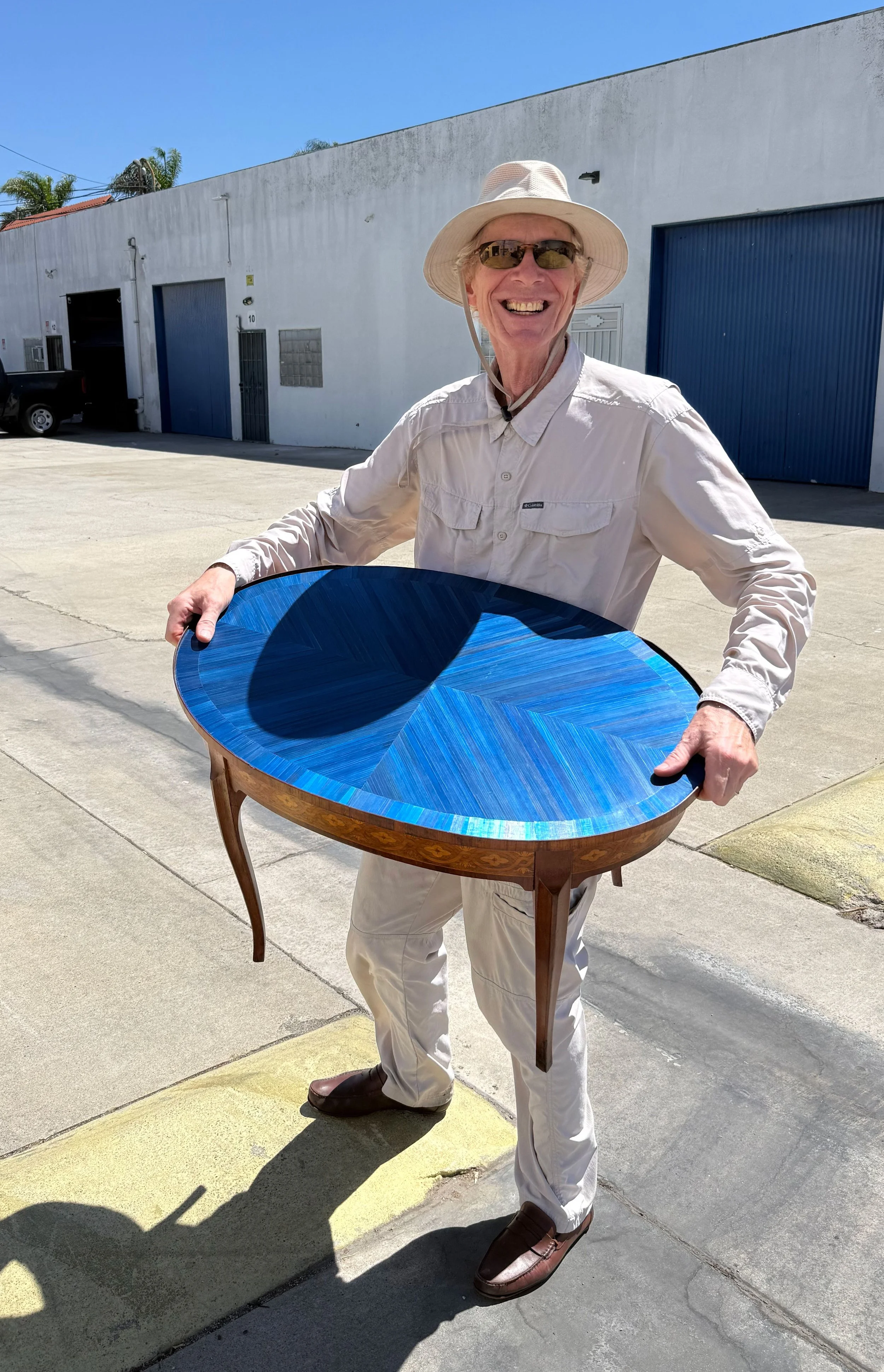 Oval-Table-08.jpg