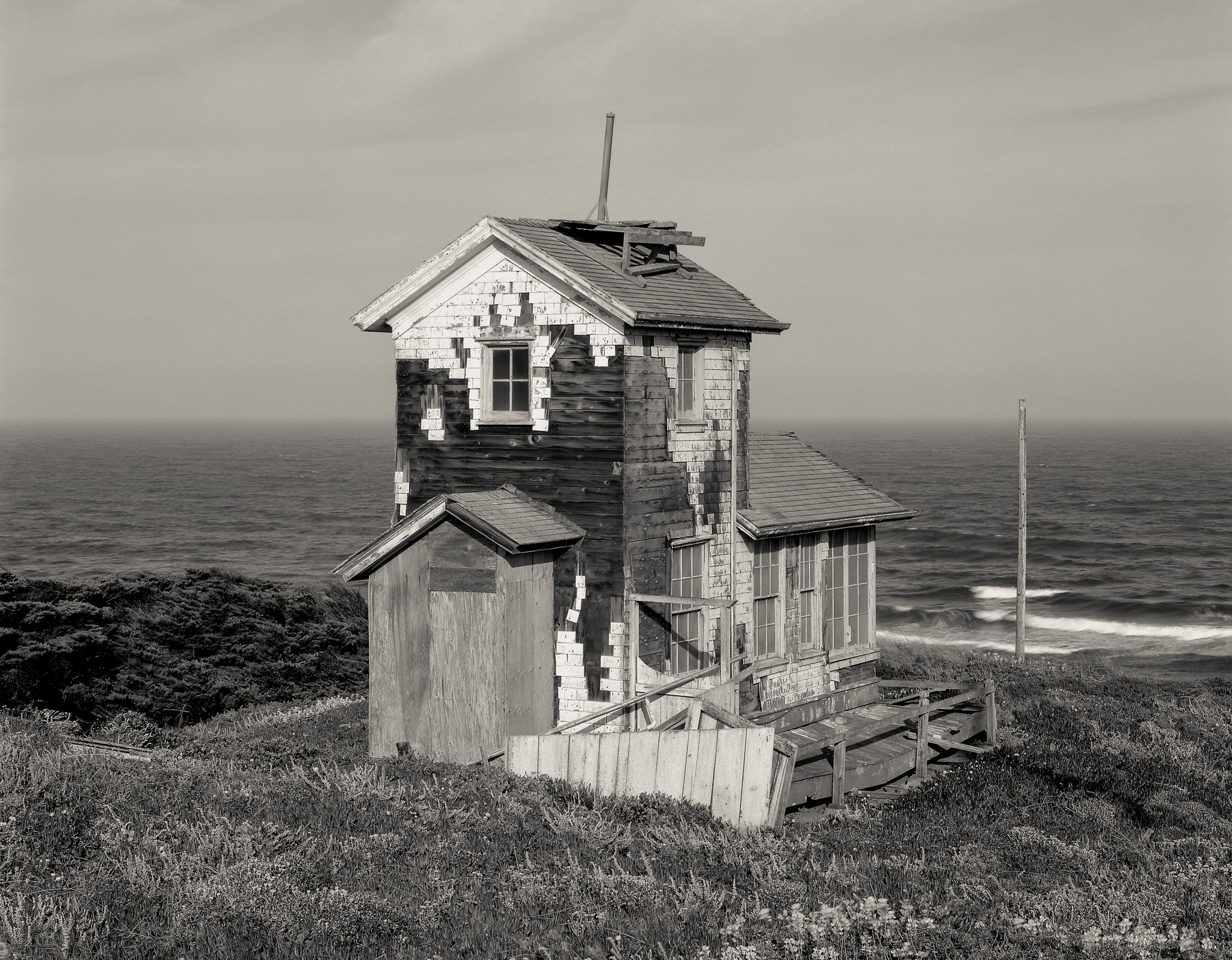 Abandoned Navy Compass Station, the Great Beach