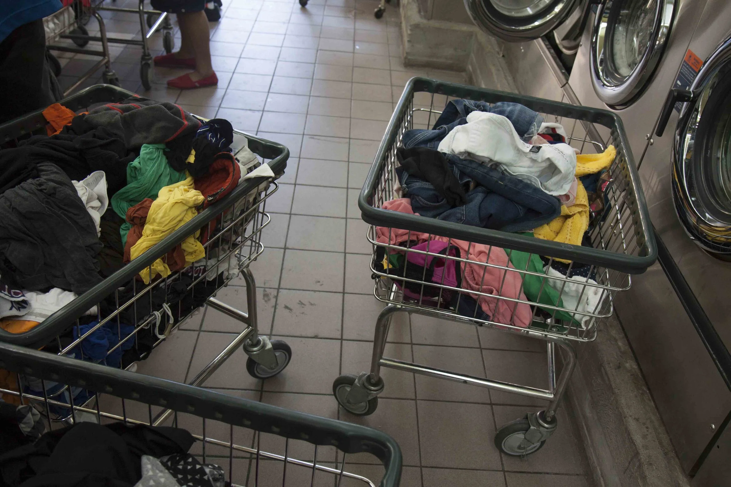 -7 160904.IMG_3346.OHenry-Laundromat.Kara-Chin.v1.jpg