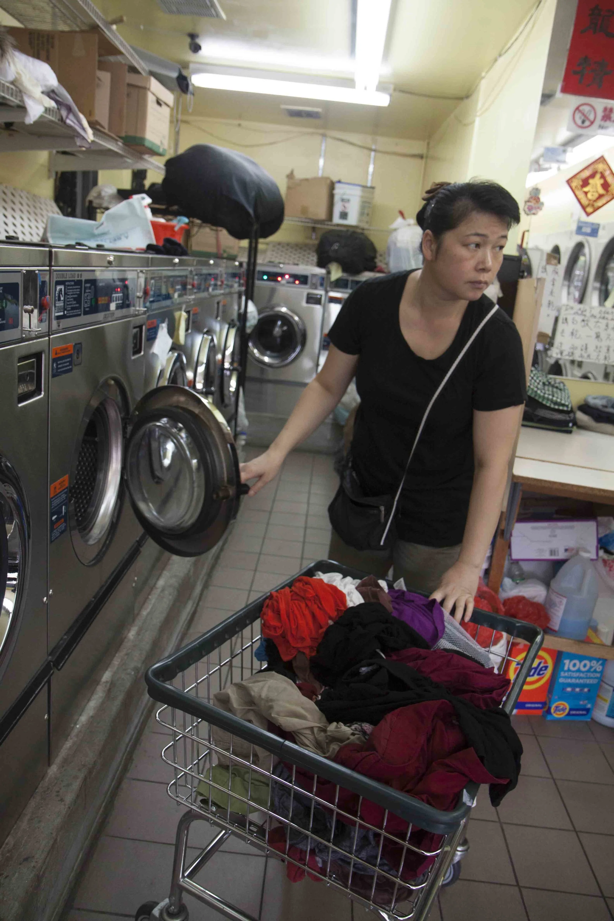 -9 160903.4 IMG_3040.OHenry-Laundromat.Kara-Chin.v2.jpg