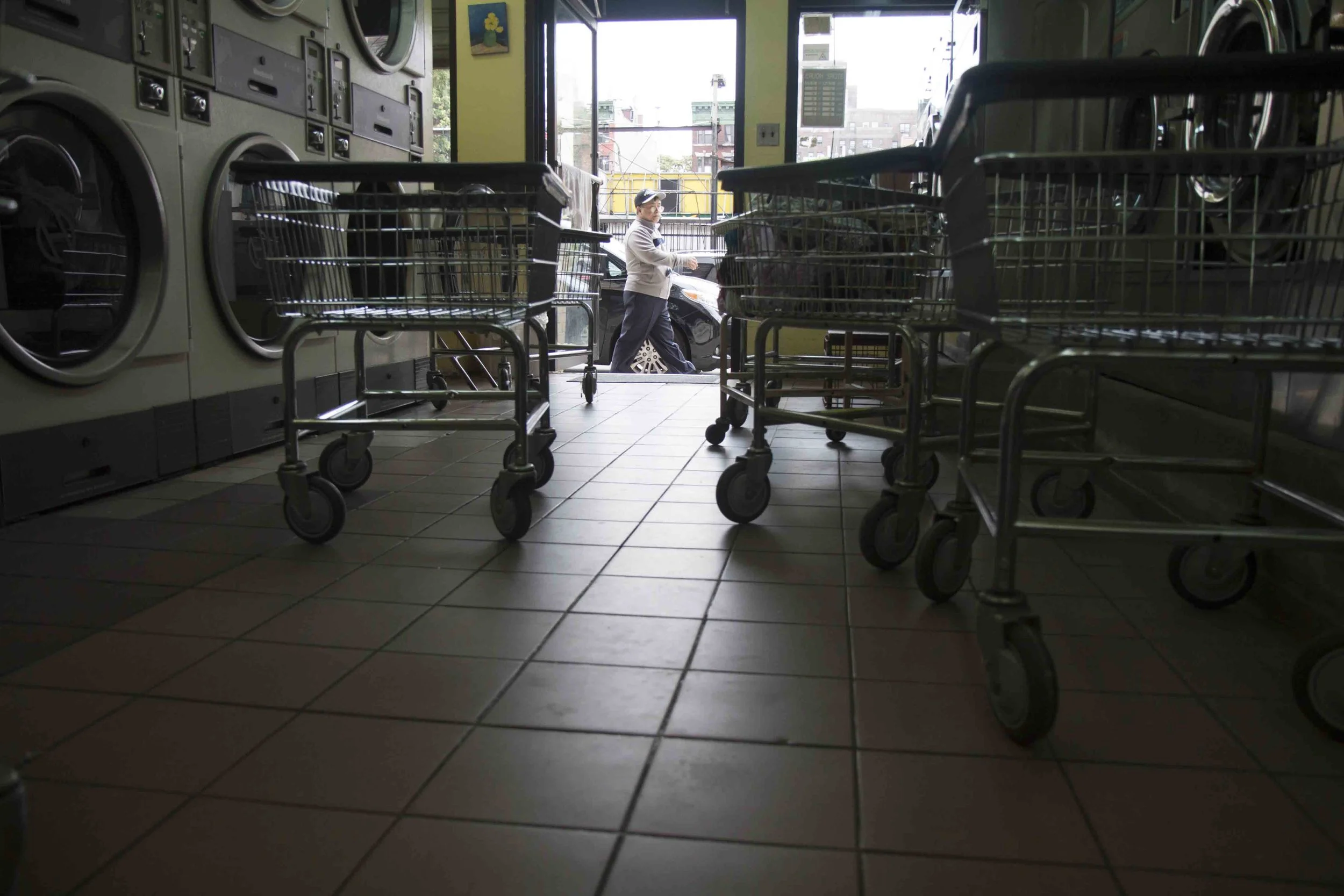 -12 160903.11 IMG_3099.OHenry-Laundromat.Kara-Chin.v2.jpg
