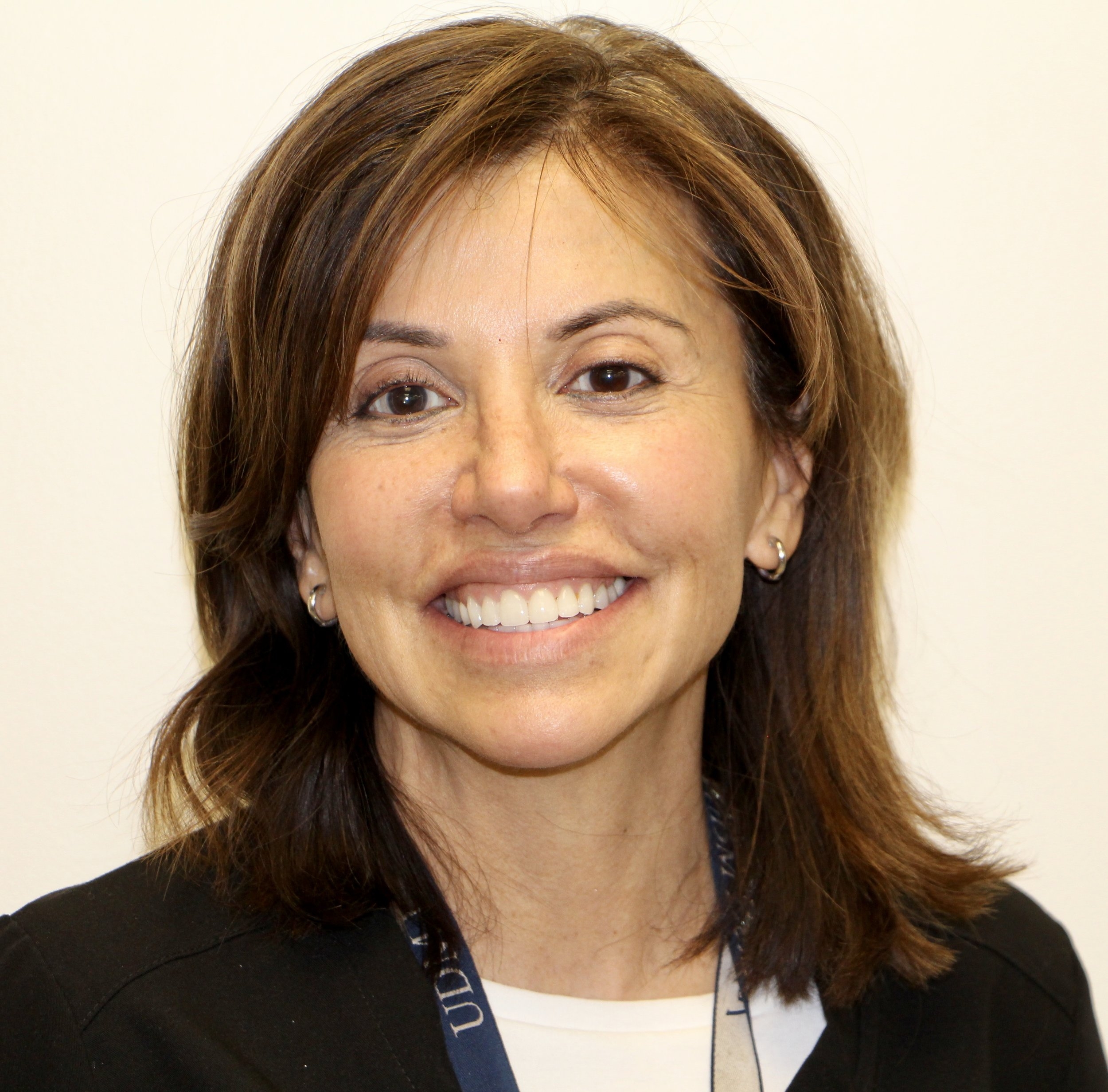 Dr. Helena Perez Dr. Perez completed her undergraduate at the University of Michigan where she received a Bachelor of Science degree in dental hygiene. She graduated from The University of Texas Health Science Center at Houston Dental School where she went on to complete her Residency in Oral and Maxillofacial Surgery. Dr. Perez is currently Directory of Undergraduate Education and Assistant Clinical Professor in the Department of Oral and Maxillofacial Surgery at the University of Detroit Mercy School of Dentistry. She is also a Faculty member of the Misch International Implant Institute. She is originally from Quito, Ecuador, but was raised in Michigan since grade school.