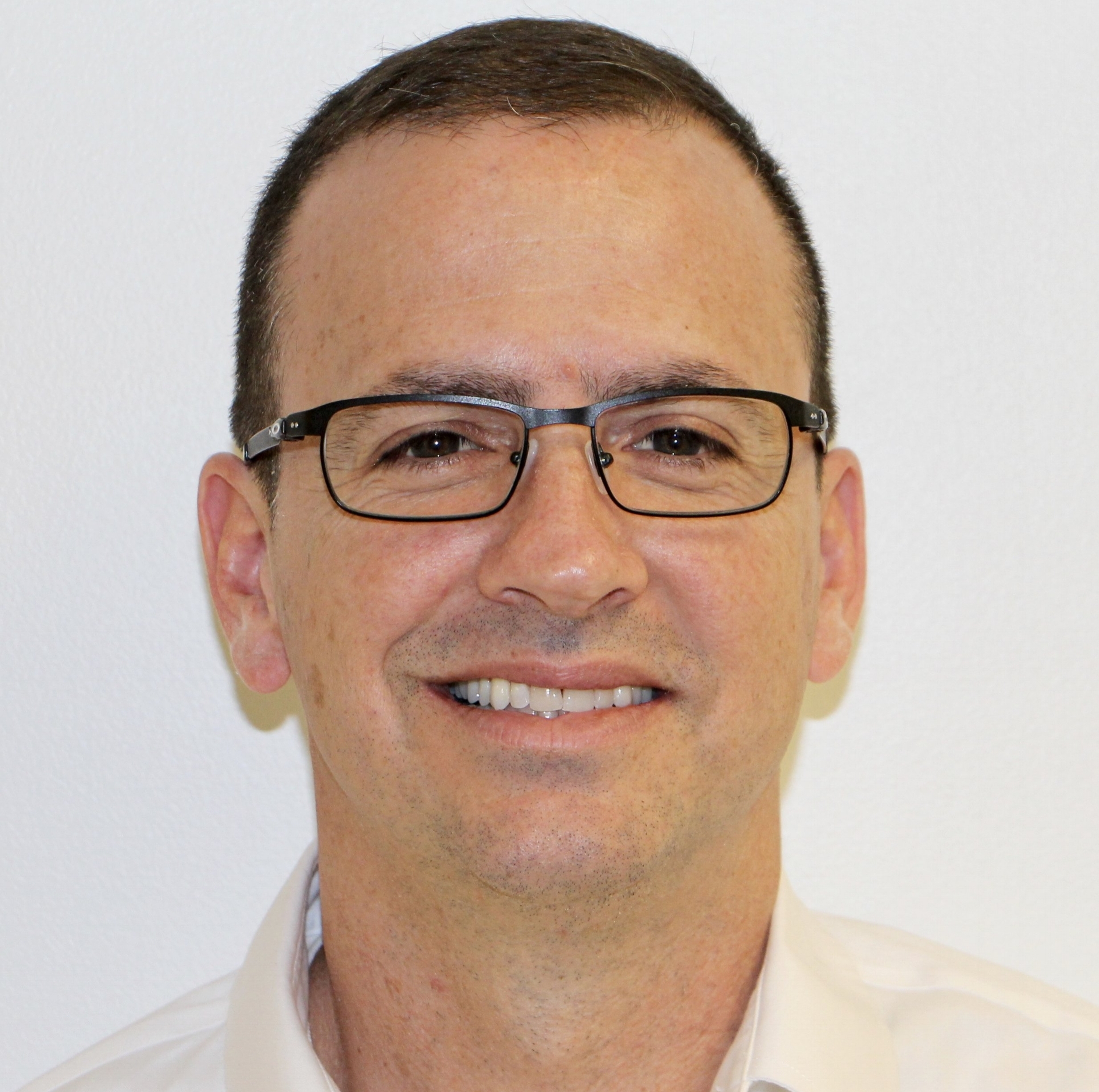 Dr. Brian Maduri Dr. Maduri completed his undergraduate from the Lyman Briggs College at Michigan State University with a degree in Cell and Developmental Biology. He received his DDS from the University of Detroit-Mercy Dental School. Dr. Maduri is a general dentist and has a private practice in Battle Creek, Michigan focusing on extractions, grafting and dental implants.
