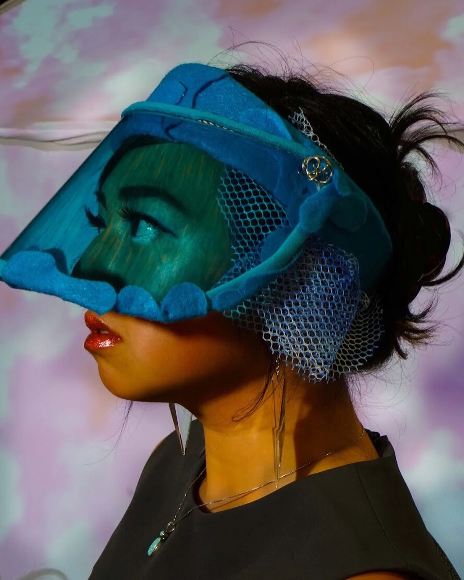  Heart rate sensor healing apparatus controls the speed of the binaural beats used in the Cortexutal Voyager's mediation practice.&nbsp;Binaural beats help focus the brain, bringing out the theta waves. Binaural beats can naturally move your brain to