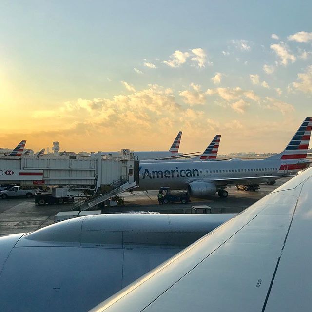 Wing-view Wednesday never looked soo good! #wingviewwednesday #flight #planespotting #megaplane #boeing #772 #AmericanAirlines #AA #avgeek #aviation #instagramaviation #airport #MIAairport #flying #aircraft #av1ati0n #MIAtoLAX #spotter #traveler #fre