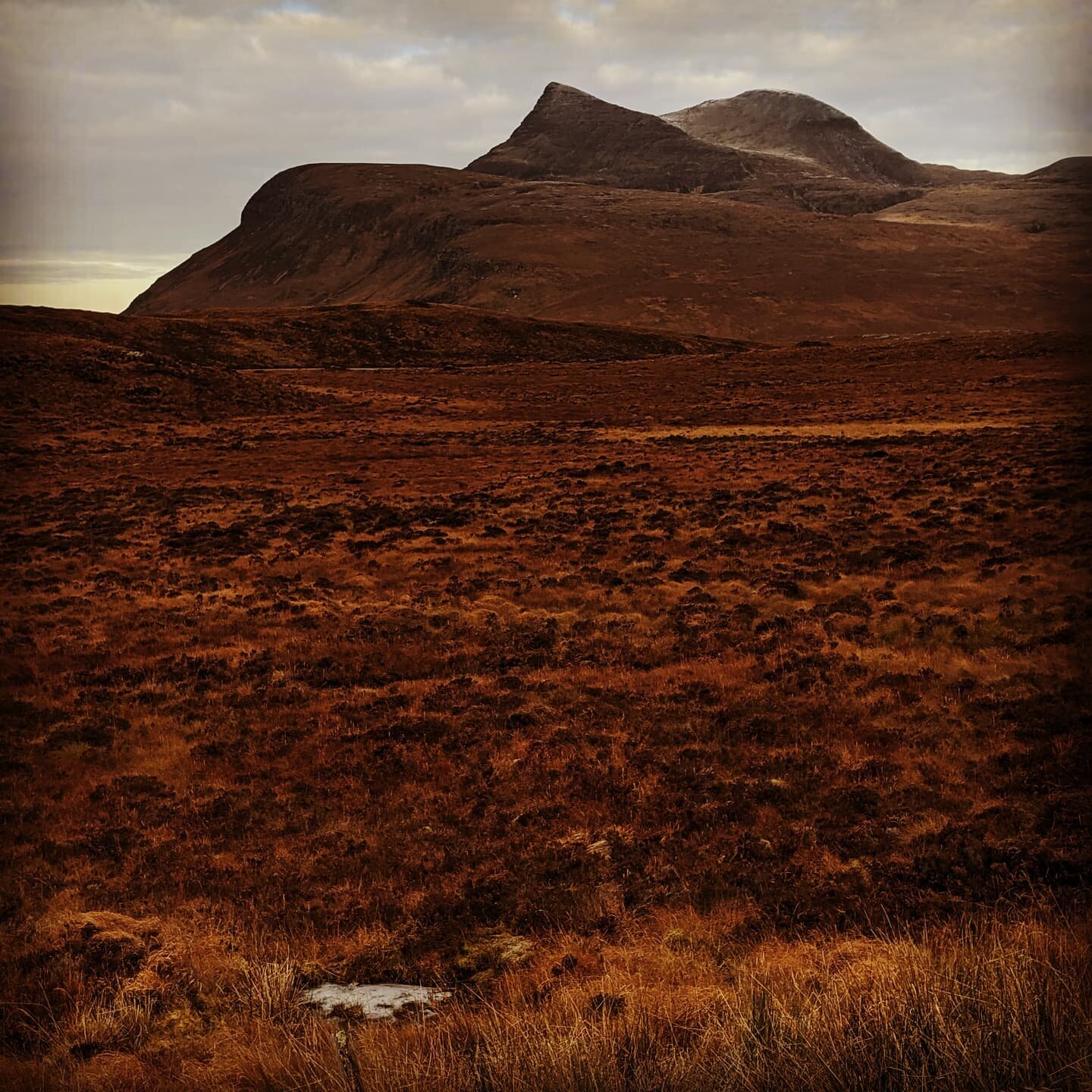 Le puits de connaissance de soi

#plongeon #plongeons! #knockancrag #&eacute;cosse #highlands #scotland #rituel #celtique #holistique #sagesseancestrale #herboristerie #transformation #merenature #roueceltique #paganisme #wicca #celte #magicanaturali
