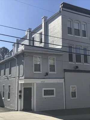 1527 union exterior 3.webp