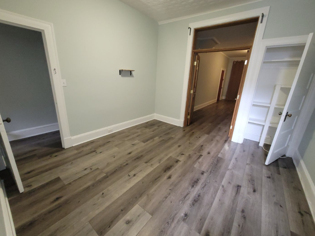 3114 N Calvert #1 - 1 bed / 1 bath