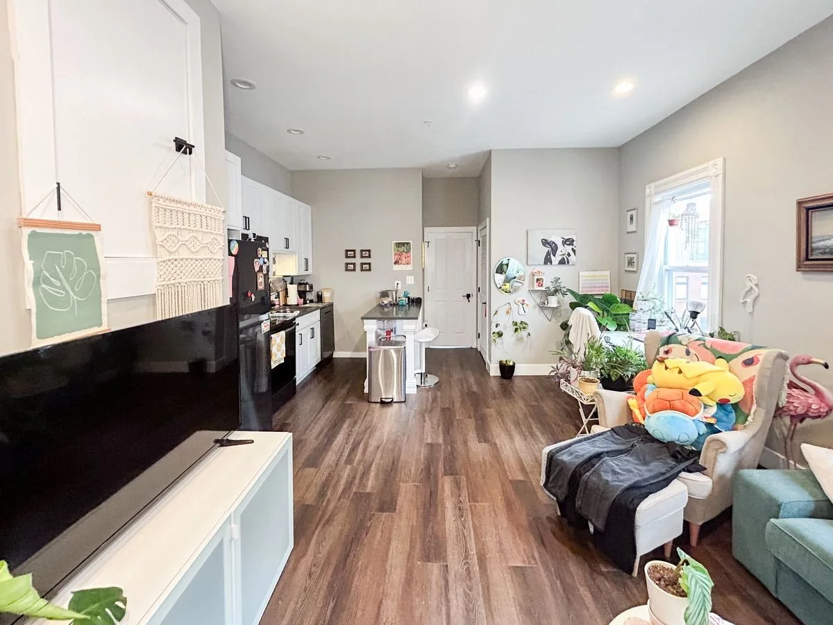 208 E Biddle #6 - 1 bed / 1 bath