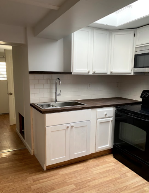 1808 Gough #1 - 1 bed / 1 bath