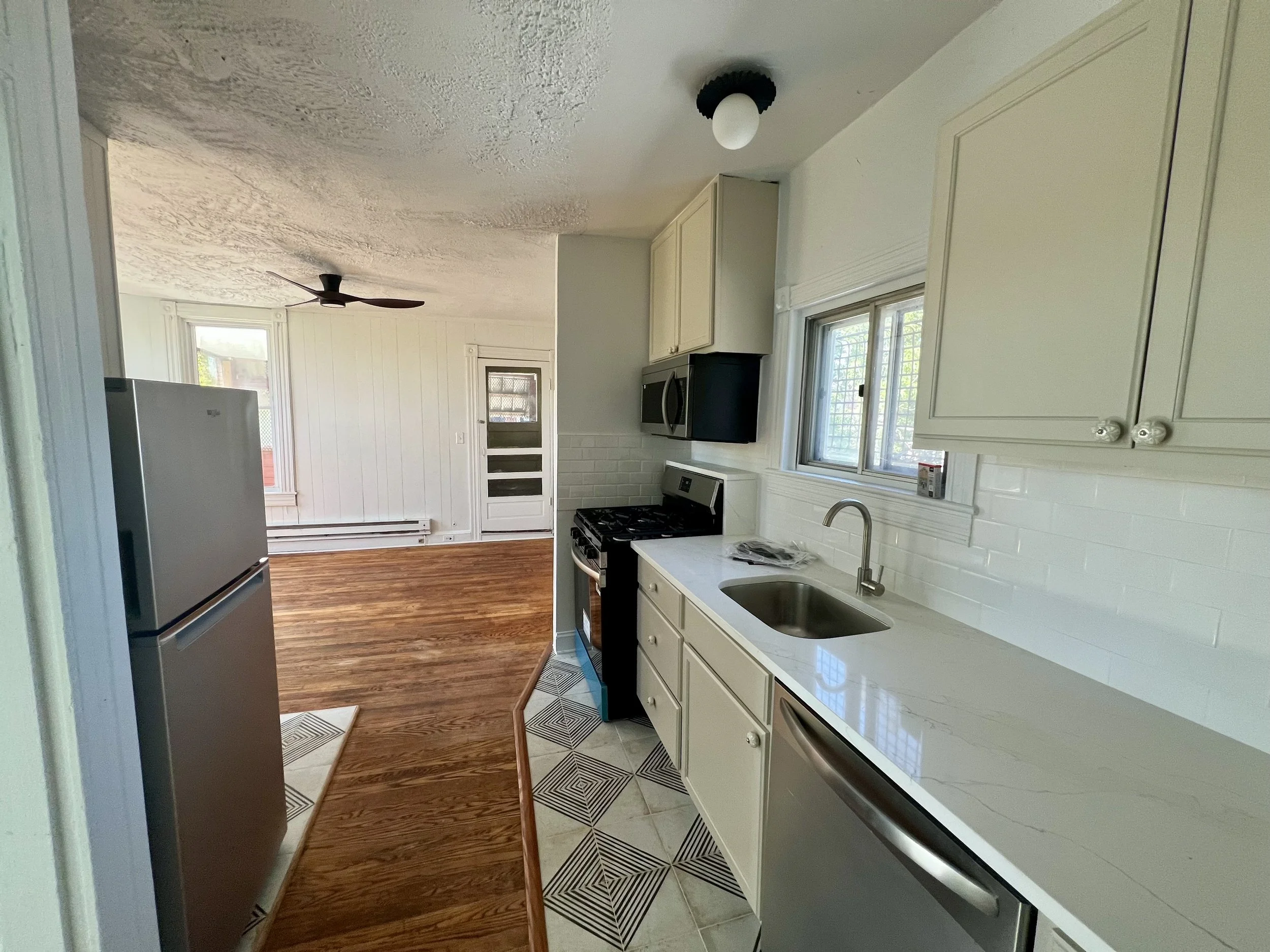 2800 N Calvert 3C - studio / 1 bath