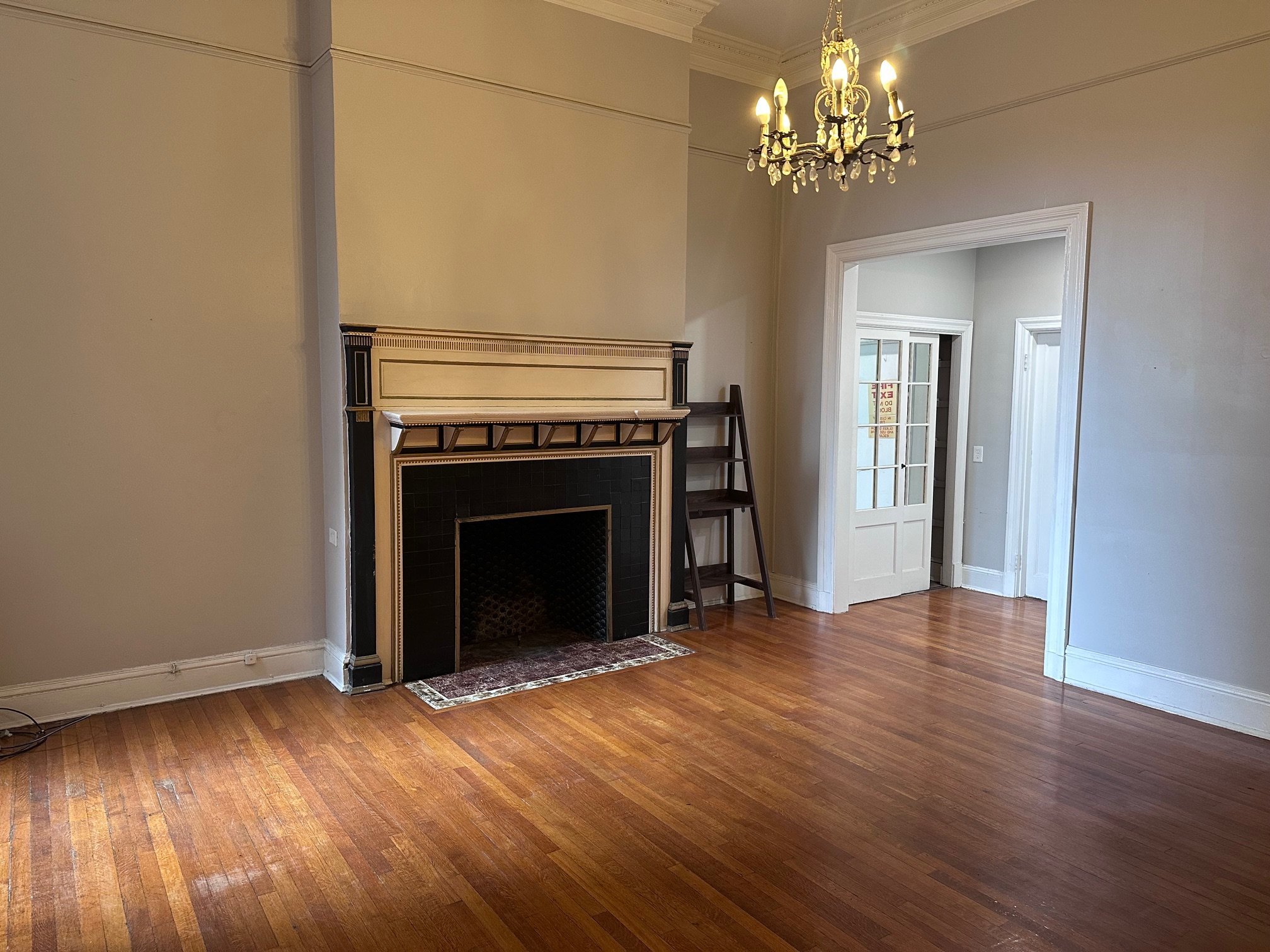 16 W Mount Vernon 2B - 1 bed / 1 bath