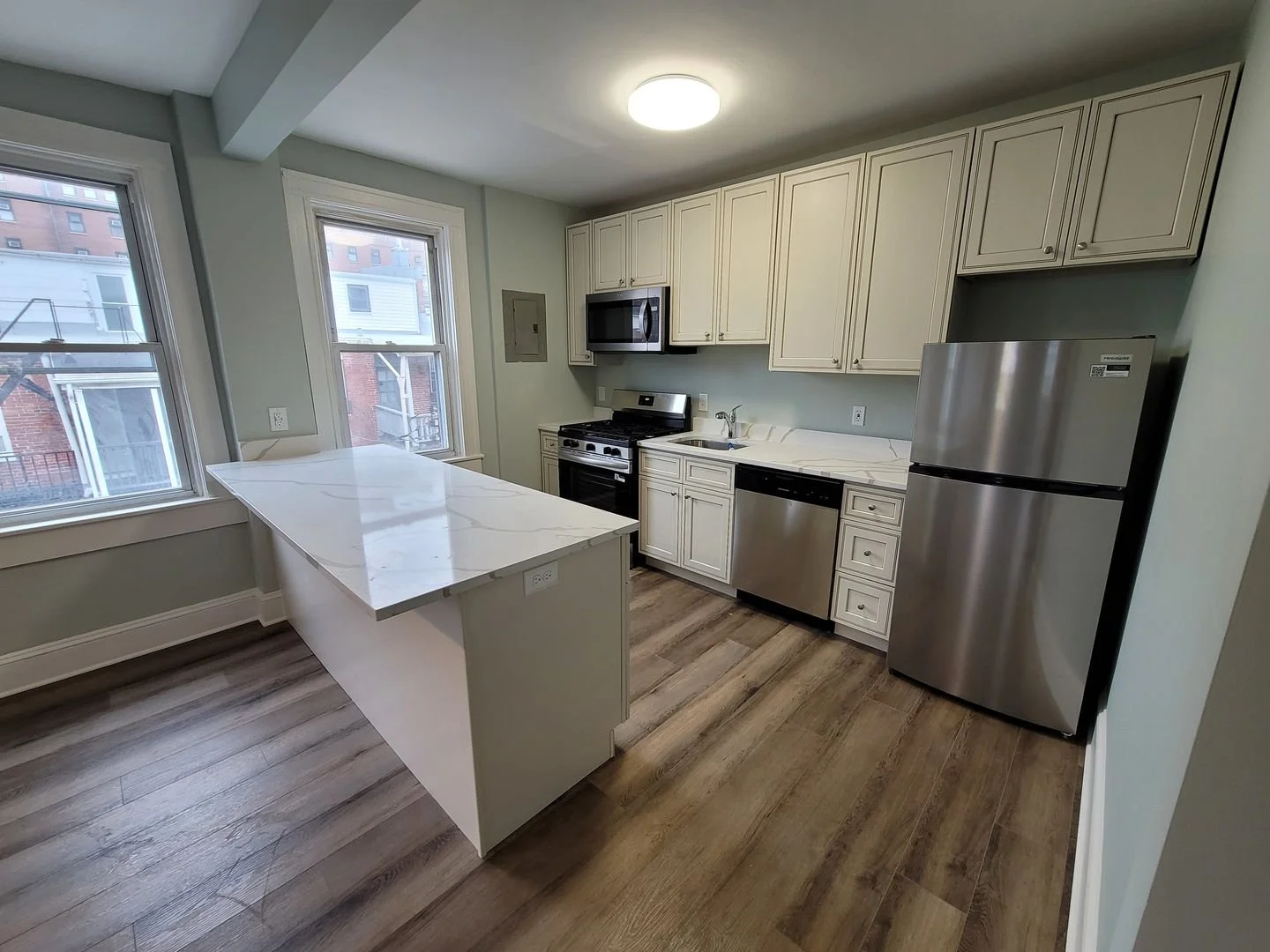 3219 N Calvert F - 1 bed / 1 bath