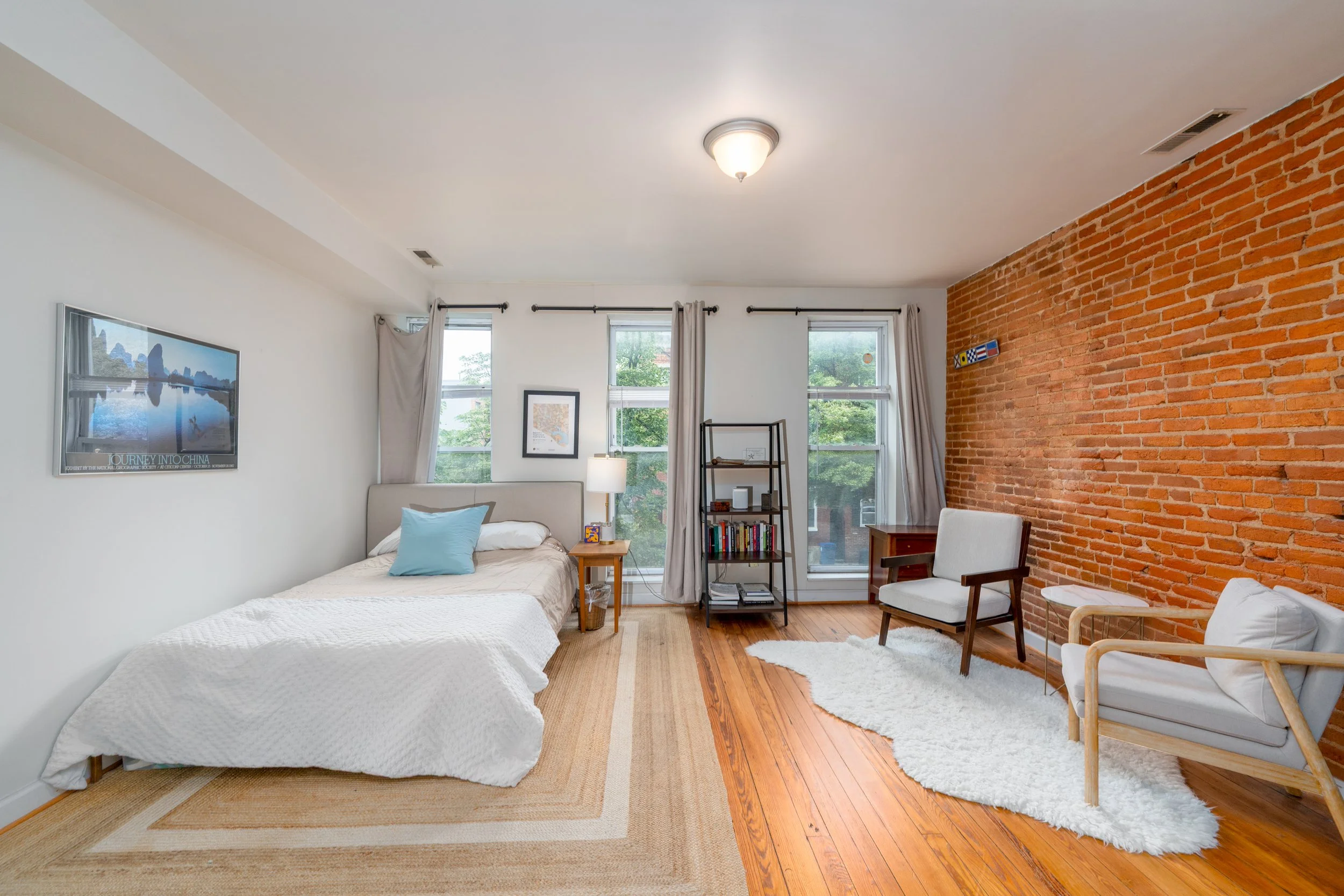 Primary Bedroom.jpg