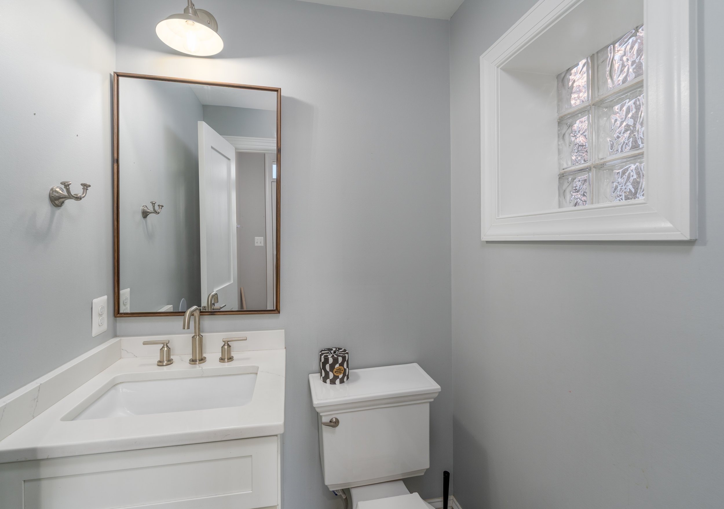 Powder Room (1).jpg