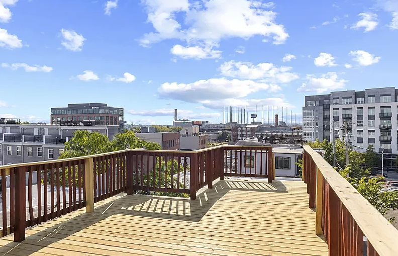 1140 S Hanover - 3 bed / 3 bath