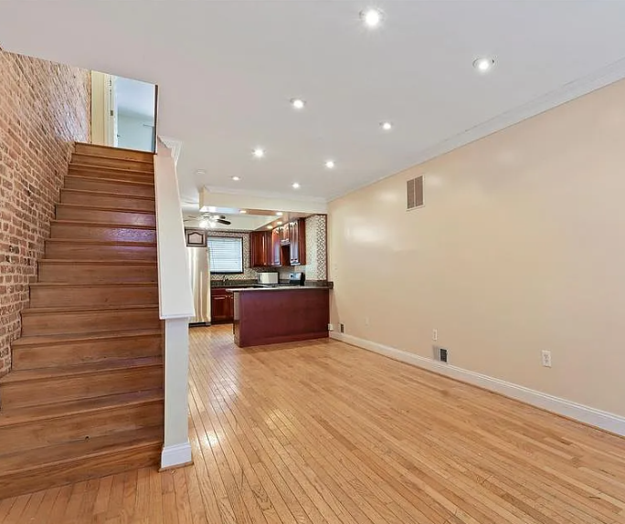 627 S Dean - 2 bed / 2 bath