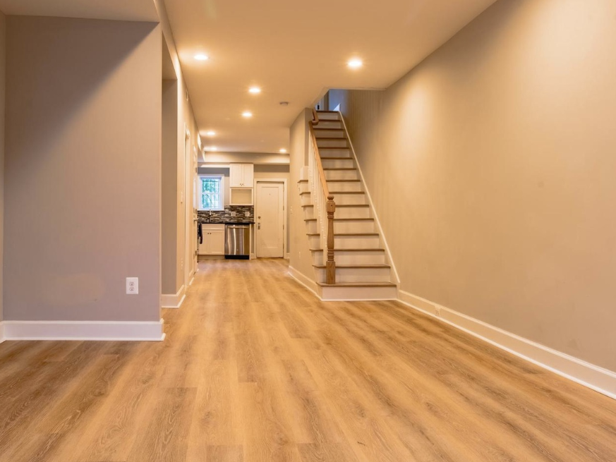 1212 James - 3 bed / 1.5 bath