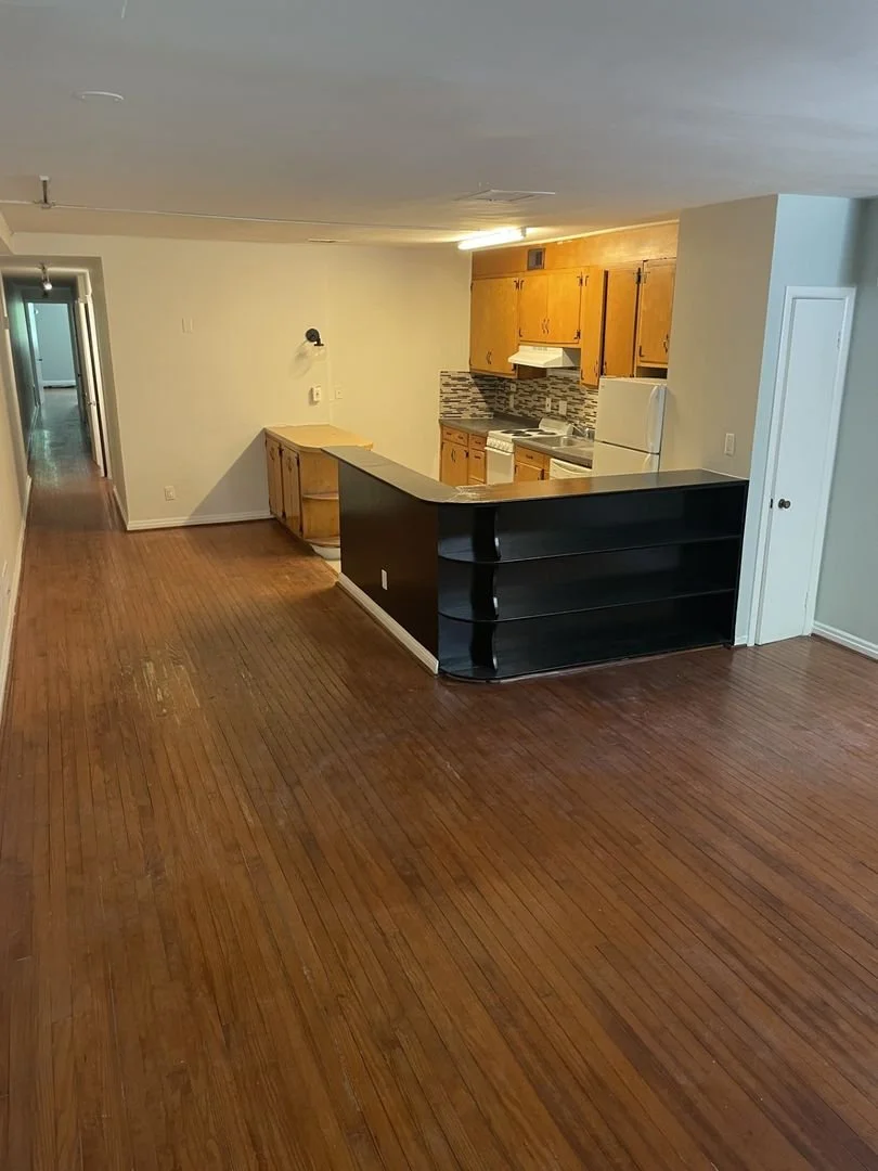 3026 St. Paul T - 2 bed / 1 bath