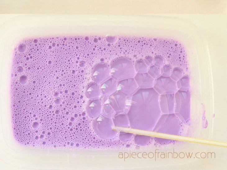 make-bubble-painting-hydrangea-flowers-watercolor-dish-soap-recipe-kids-art-crafts-tutorial-ideas-apieceofrainbow-5-731x1024.jpg