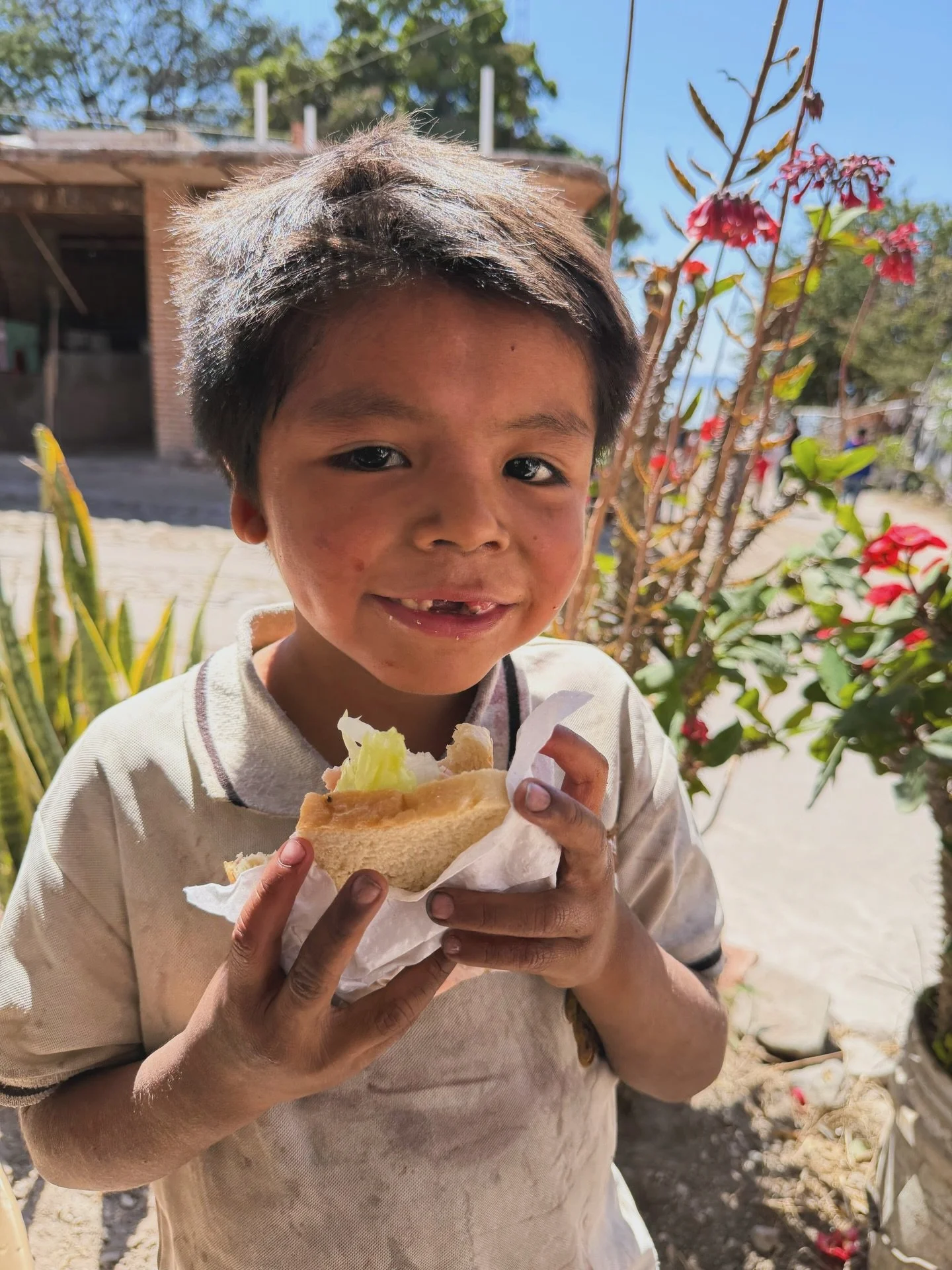 These are moments from San Pedro Itzic&aacute;n, little glimpses of snacks, play, and connection during our daily programs.

A place full of resilience, but also real challenges. Many families here face limited access to basic resources, and for kids