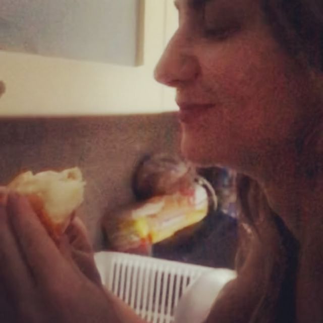 Comiendo #granadilla #colombia #fruit