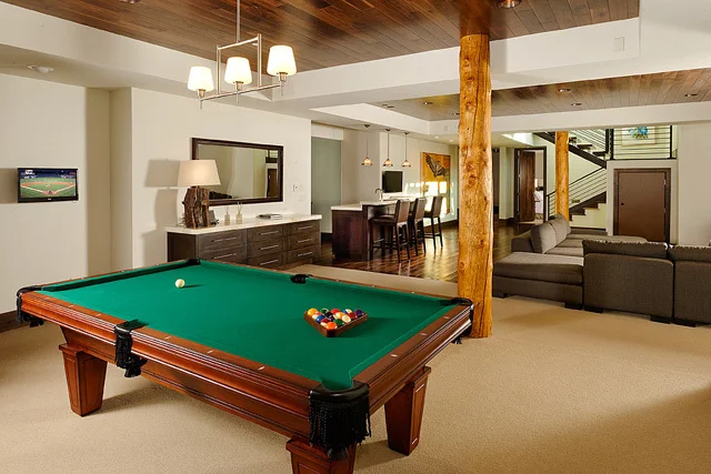 12_0_940_1r14_1two_creeks_pool_table.jpg