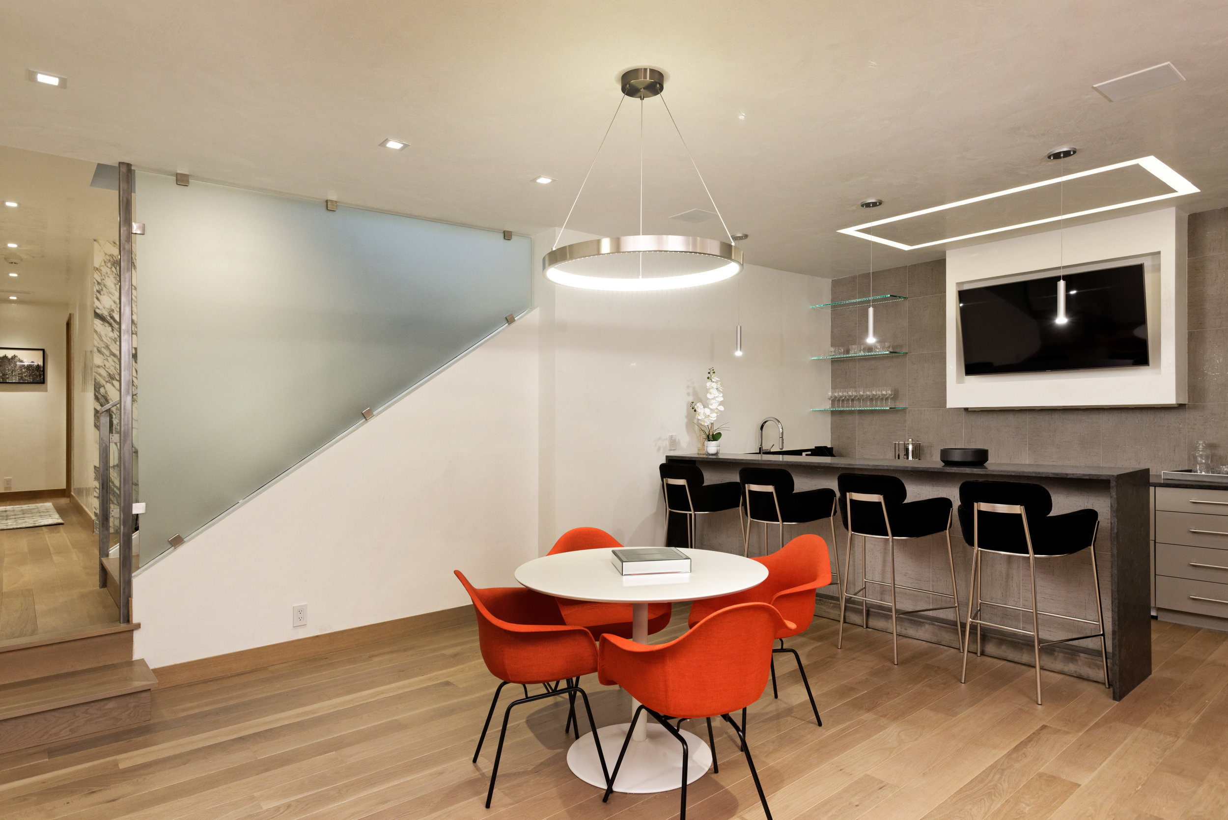 526wHallam_HiRes009.jpg