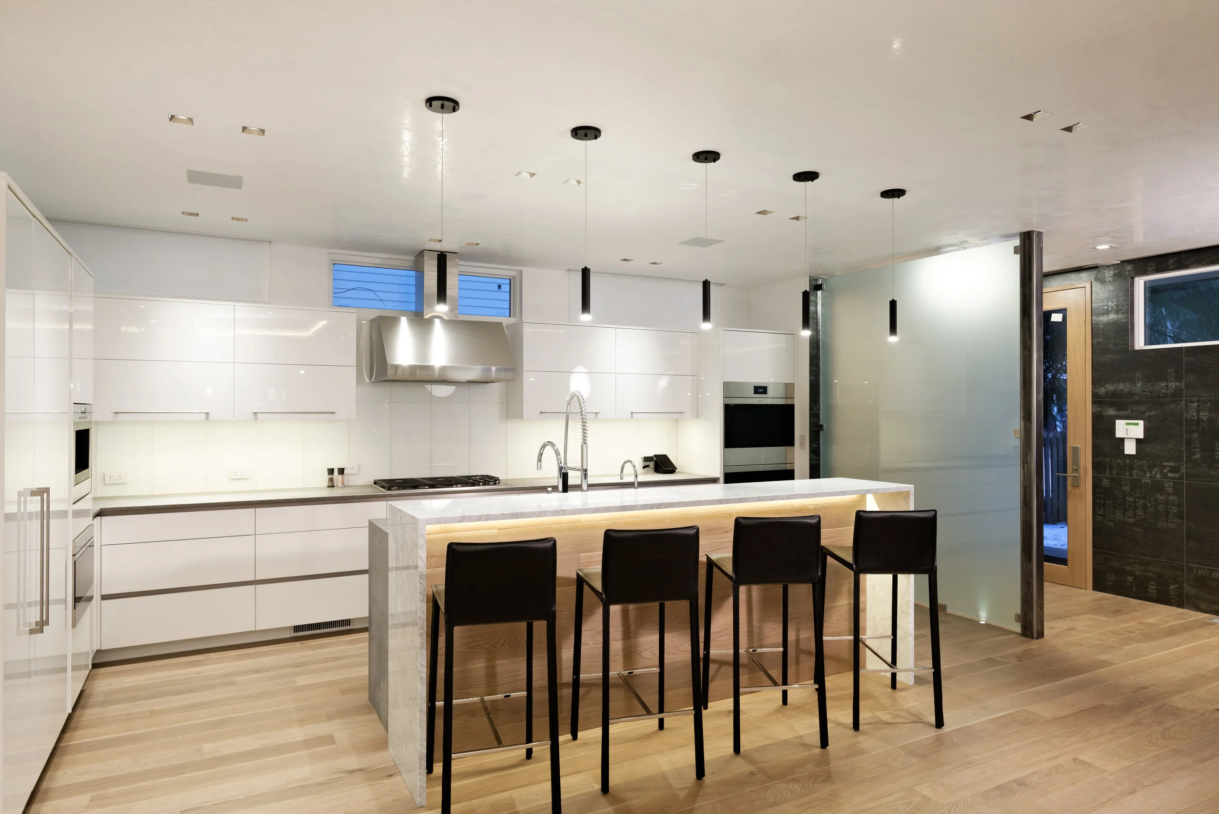 526wHallam_HiRes019.jpg
