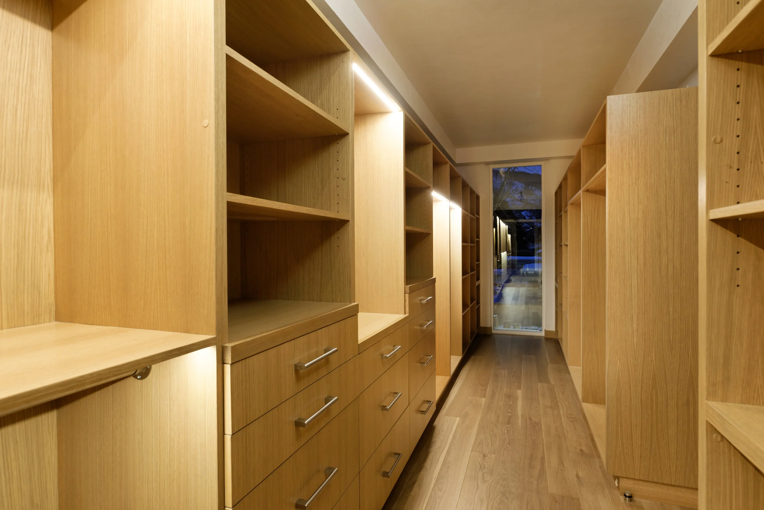 526wHallam_HiRes044.jpg