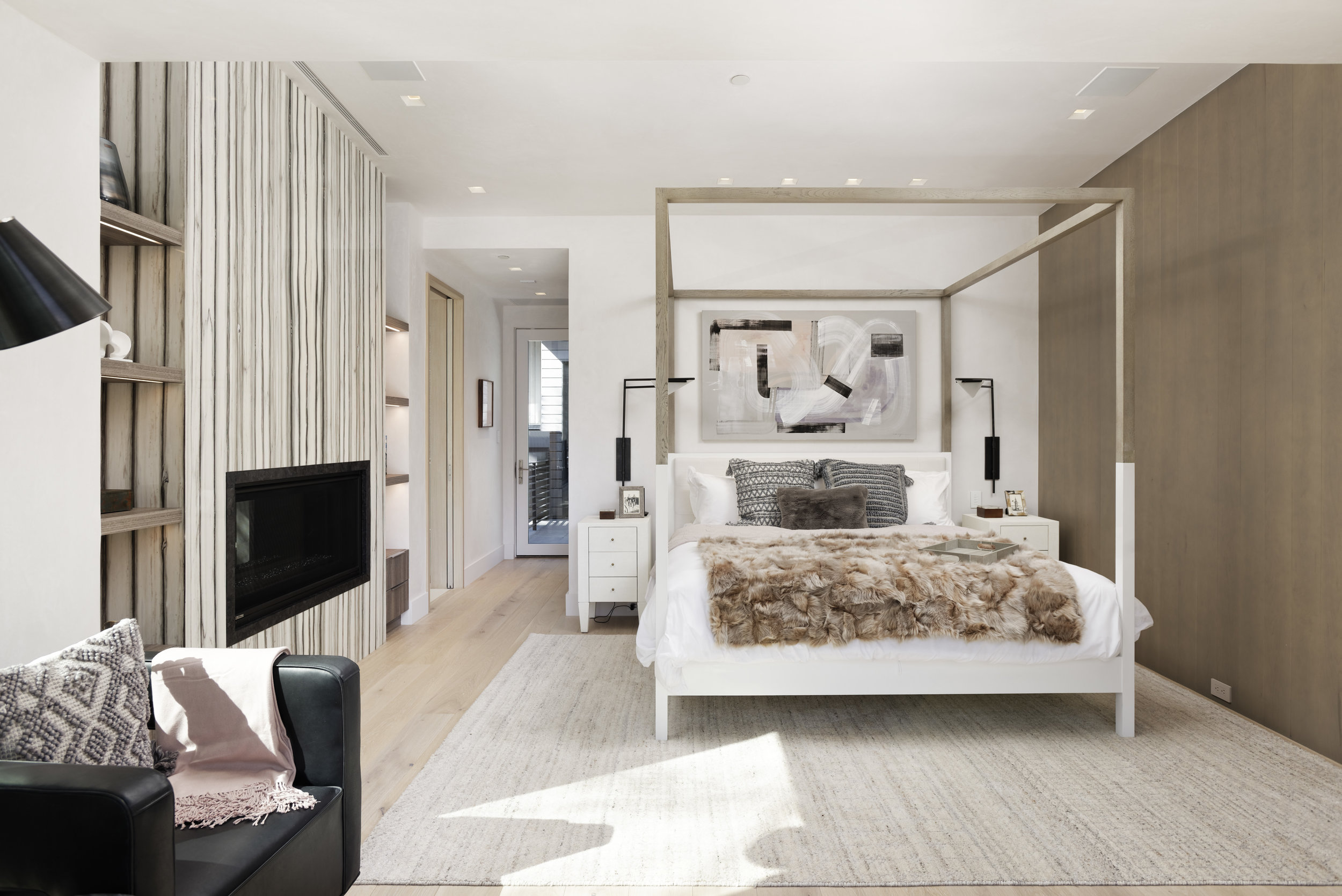 300LakeAve_HiRes009.jpg