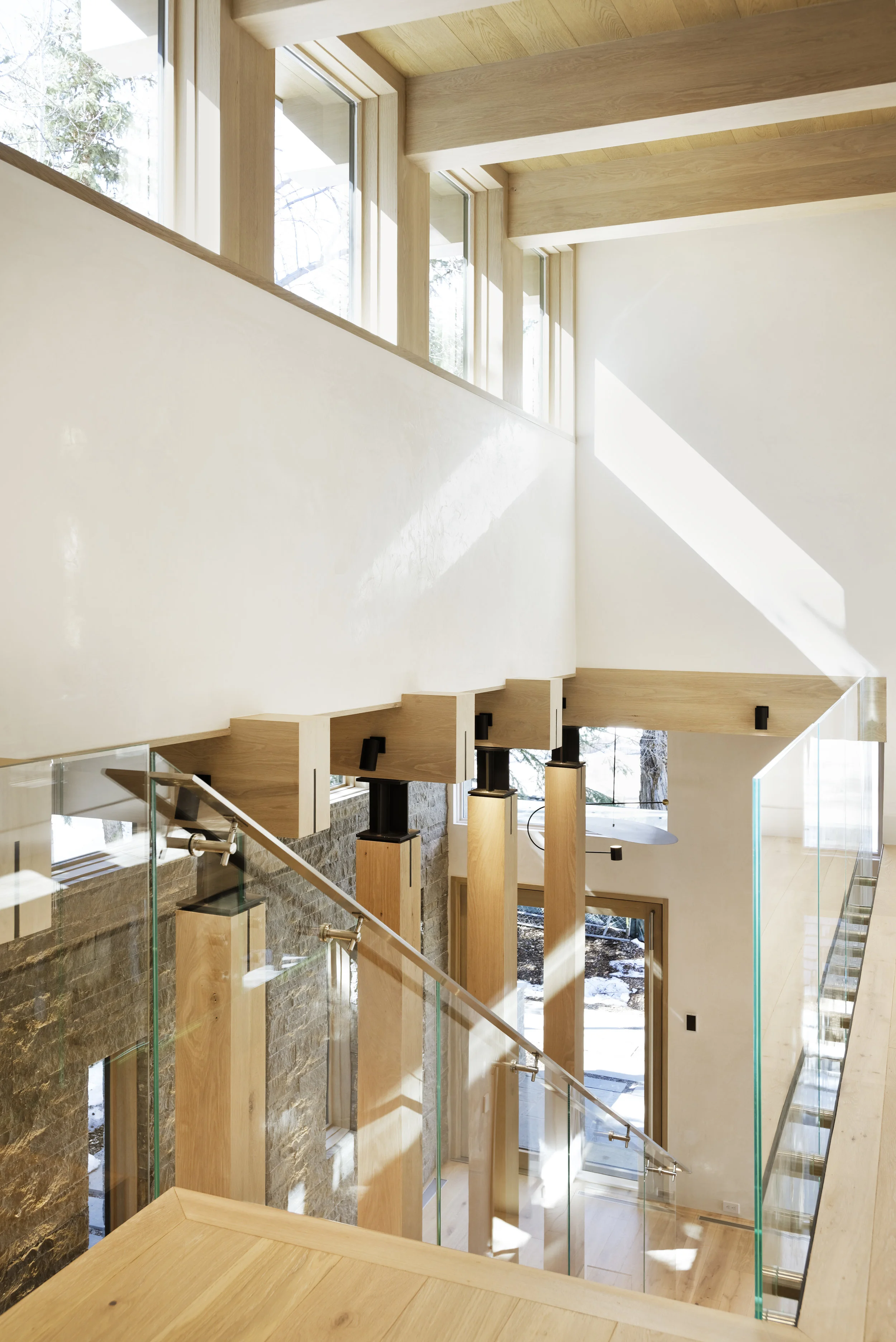 300LakeAve_HiRes013.jpg
