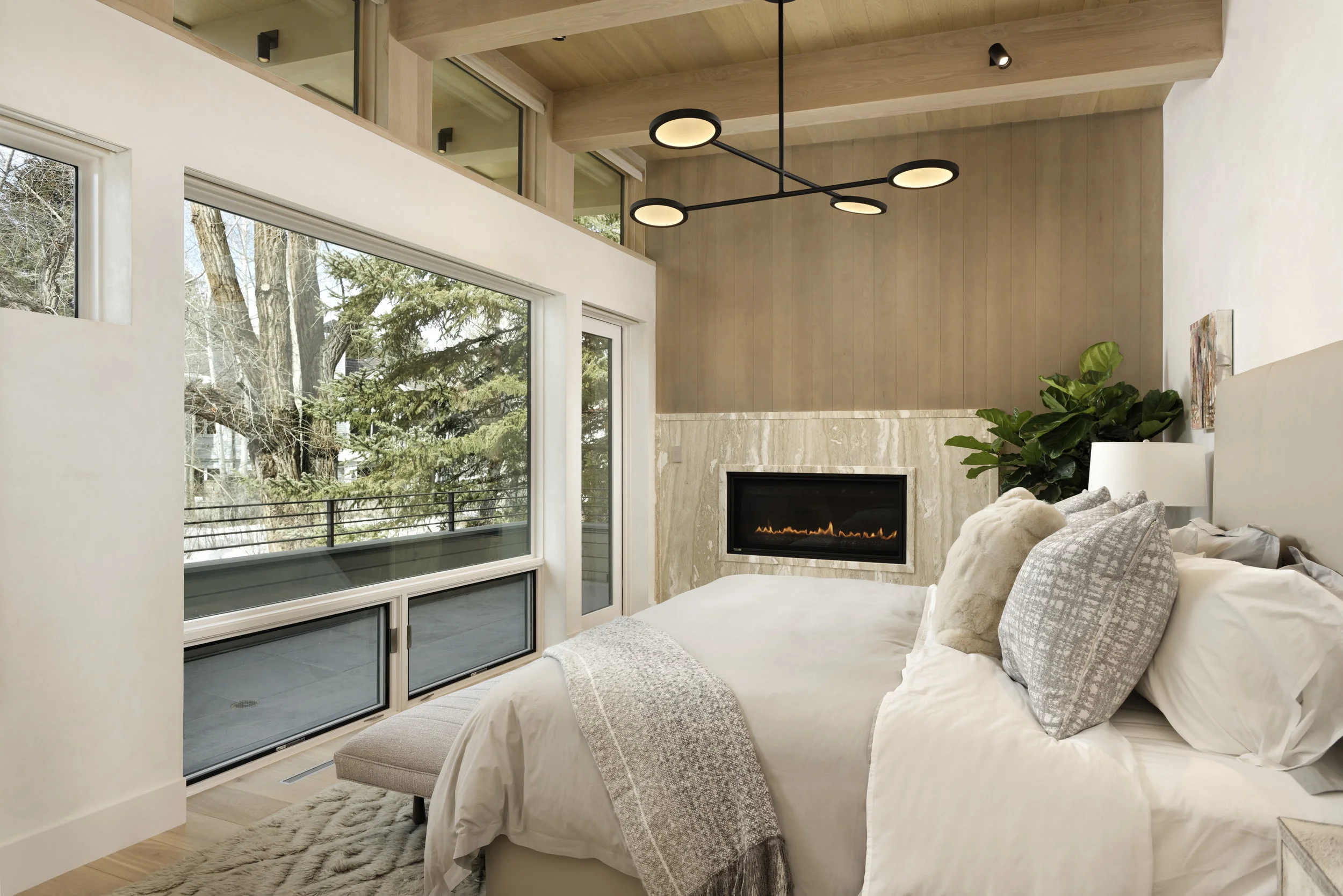 300LakeAve_HiRes017.jpg
