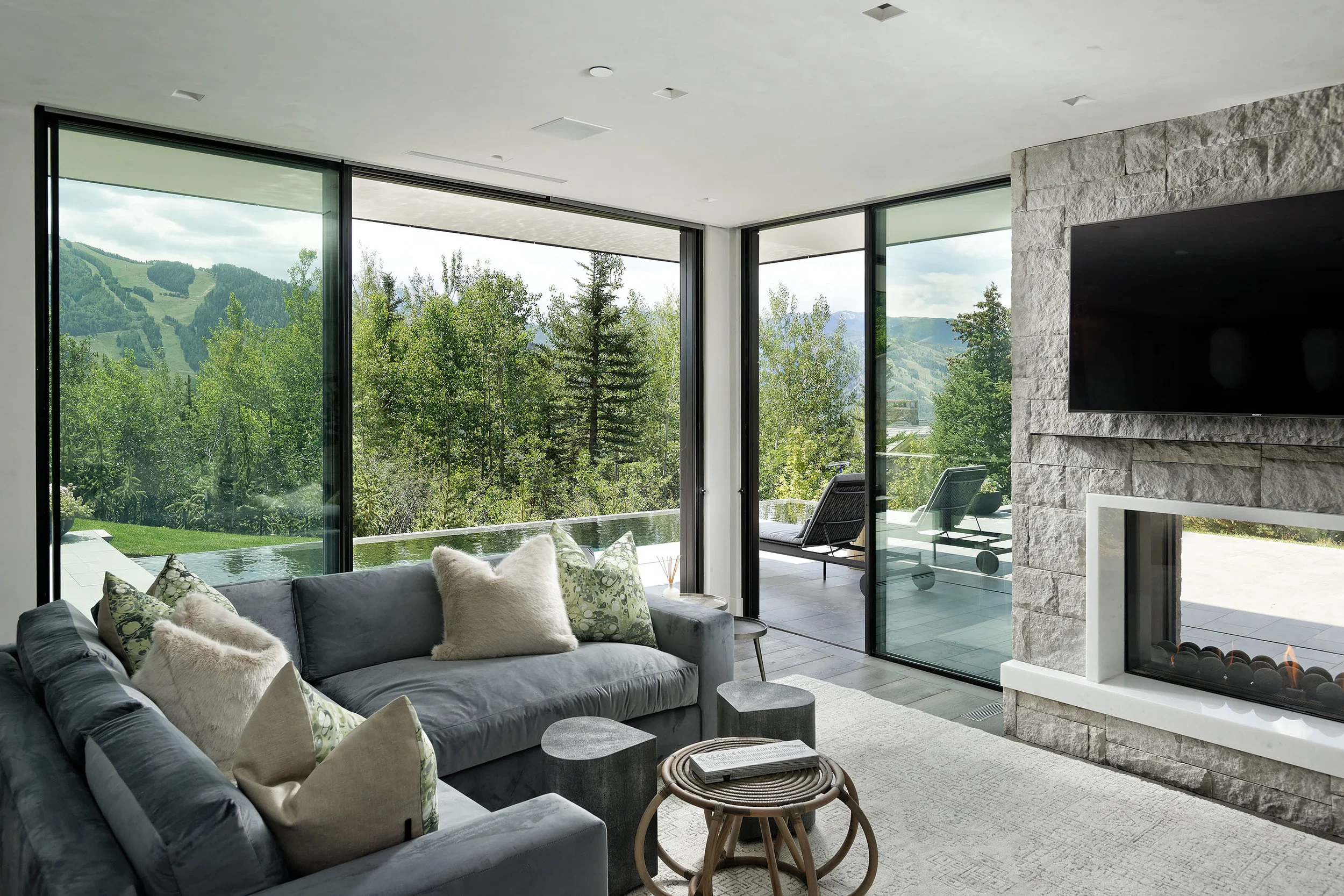 645HunterCreek_Med404.jpg