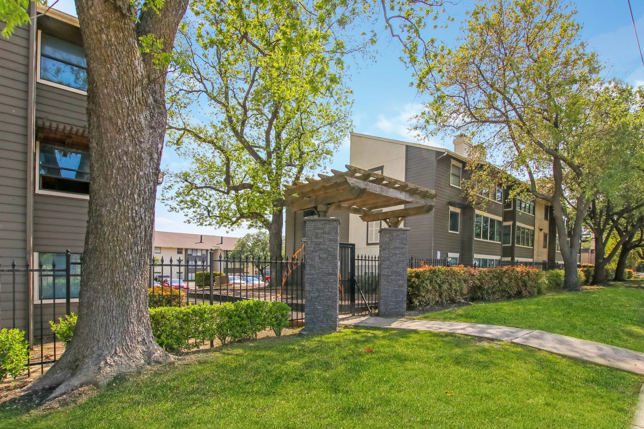 Vue on Forest in Dallas - 13.jpg