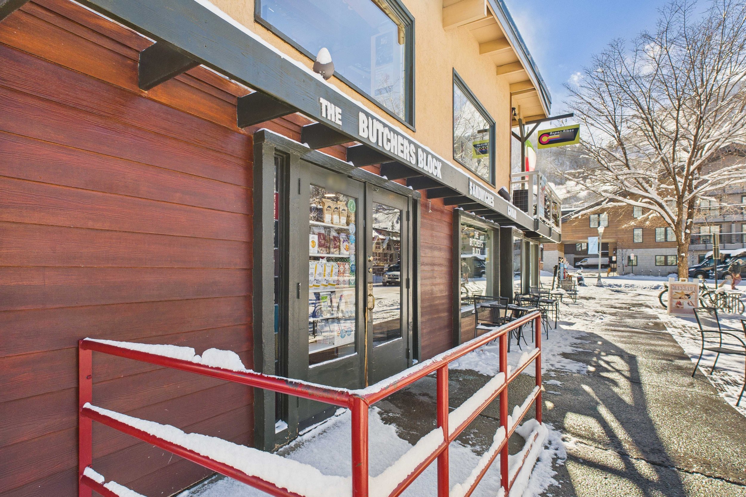 424 S Spring (5).jpg